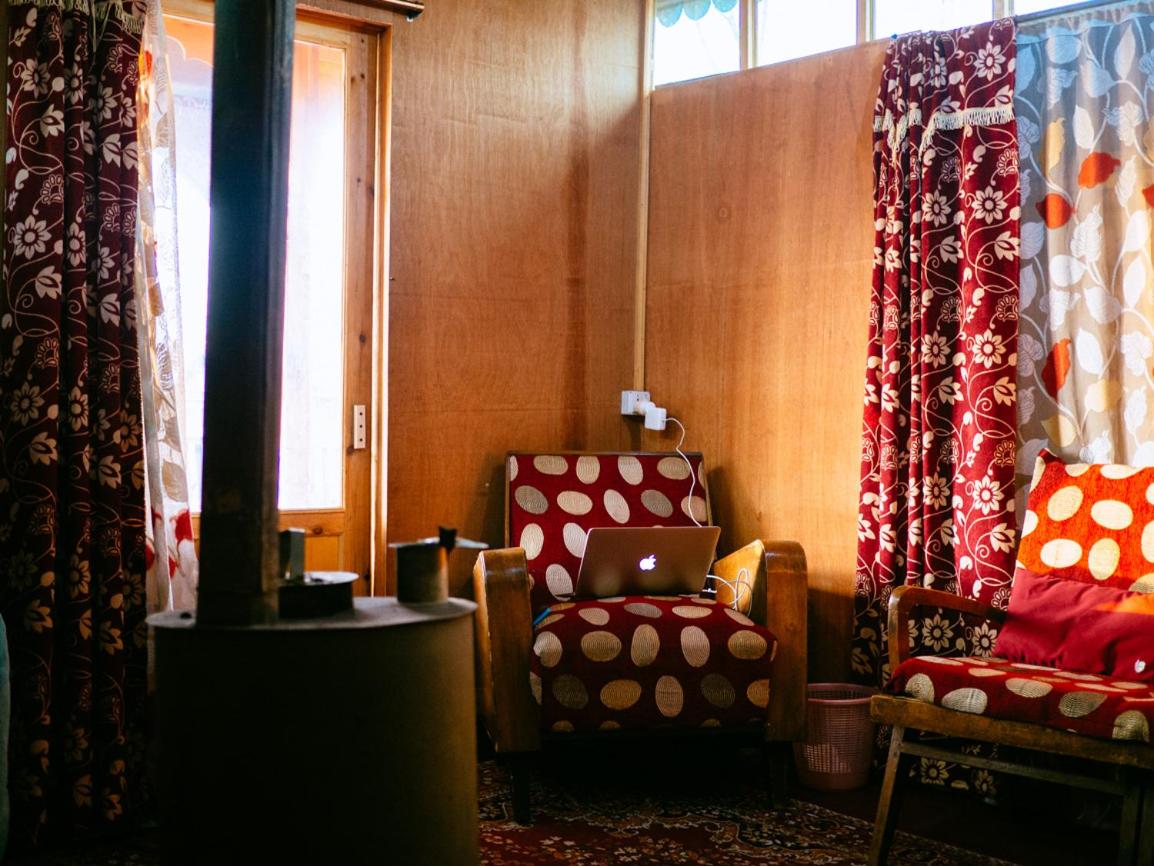 Veena Palace Group Of Houseboats - Image 4
