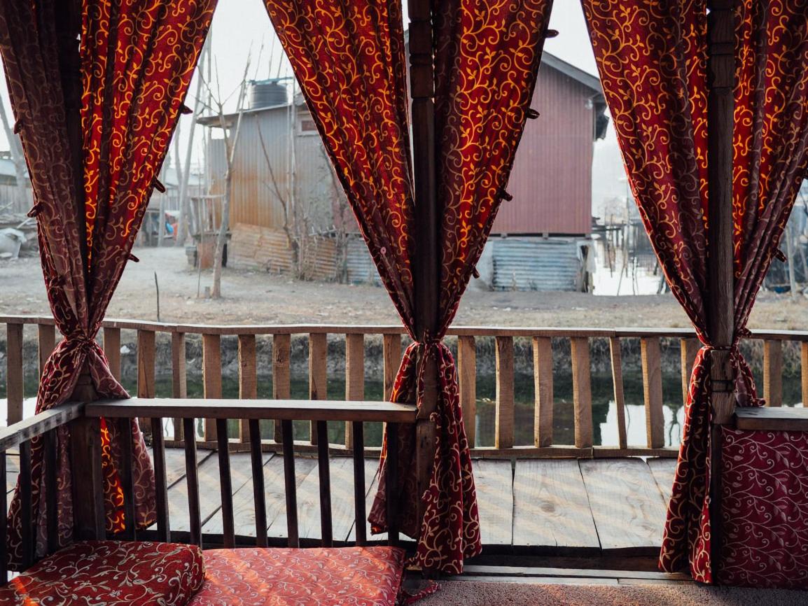 Veena Palace Group Of Houseboats - Image 5
