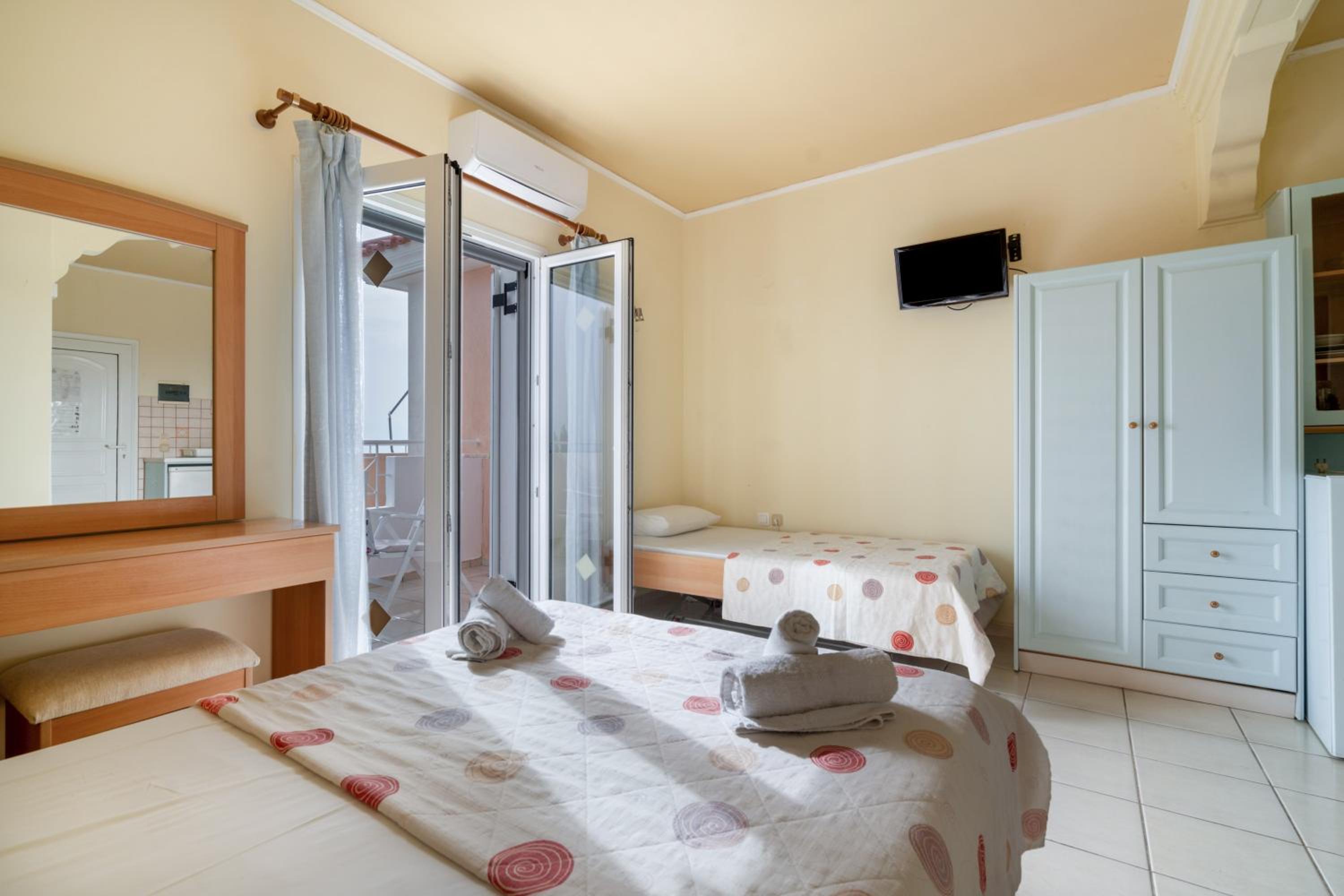 Helena Inn Kefalonia