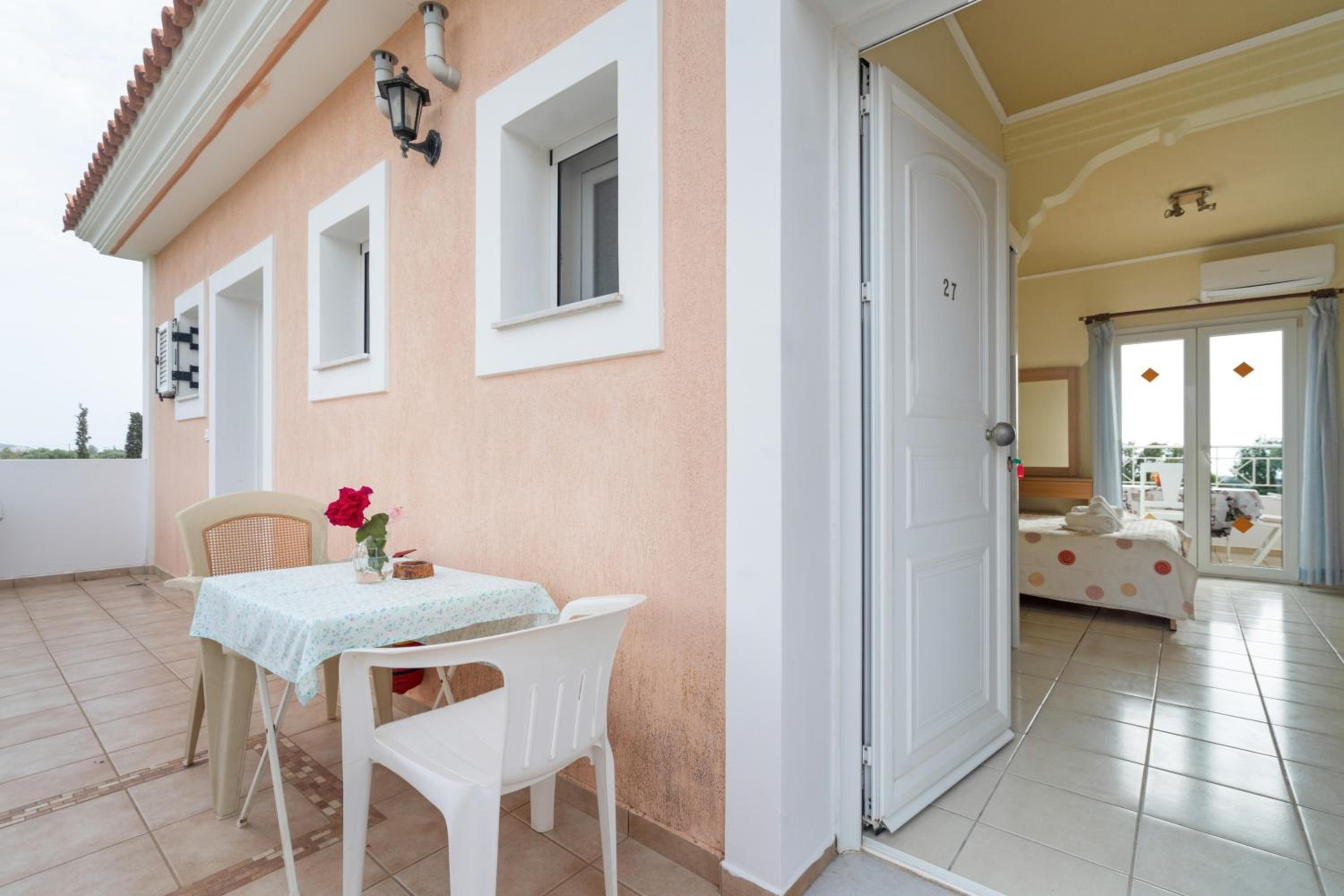 Helena Inn Kefalonia