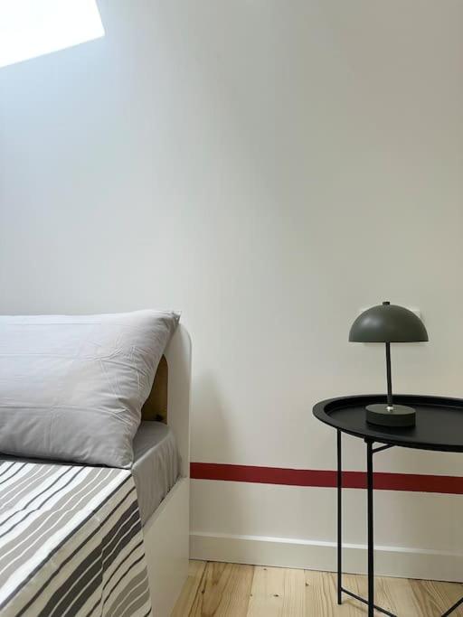 A tiny apartment on Orbeliani Square -Red line view 4