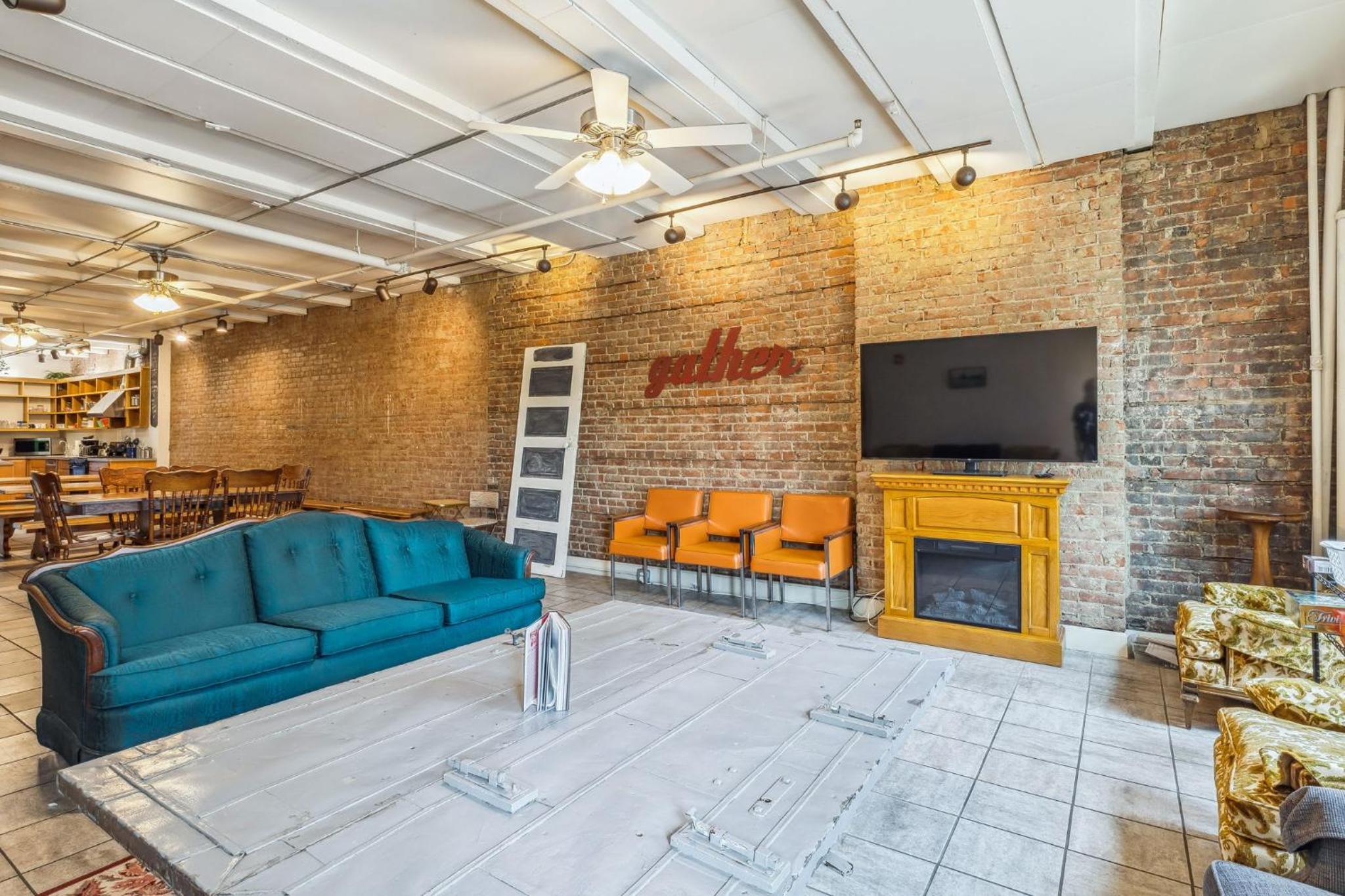 lounge