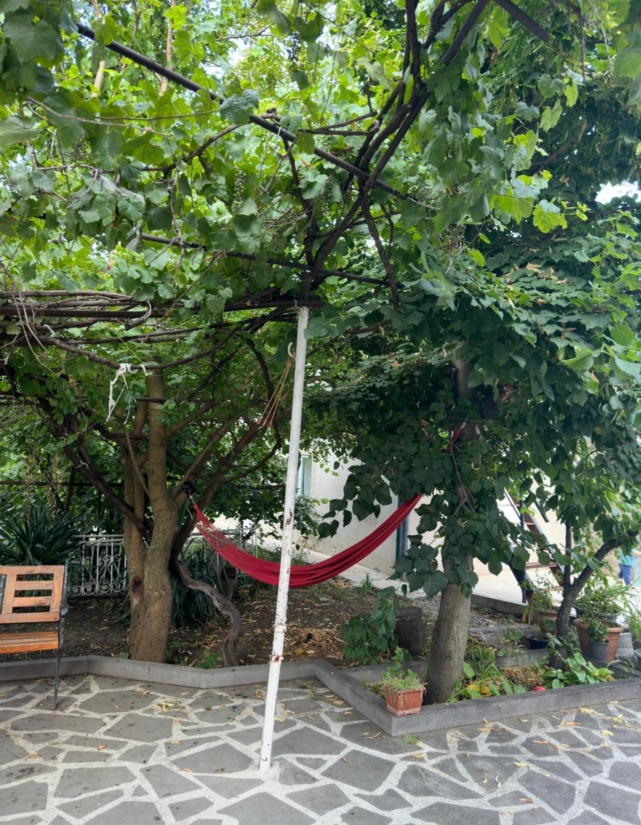 Apartment in Tabakhmela
