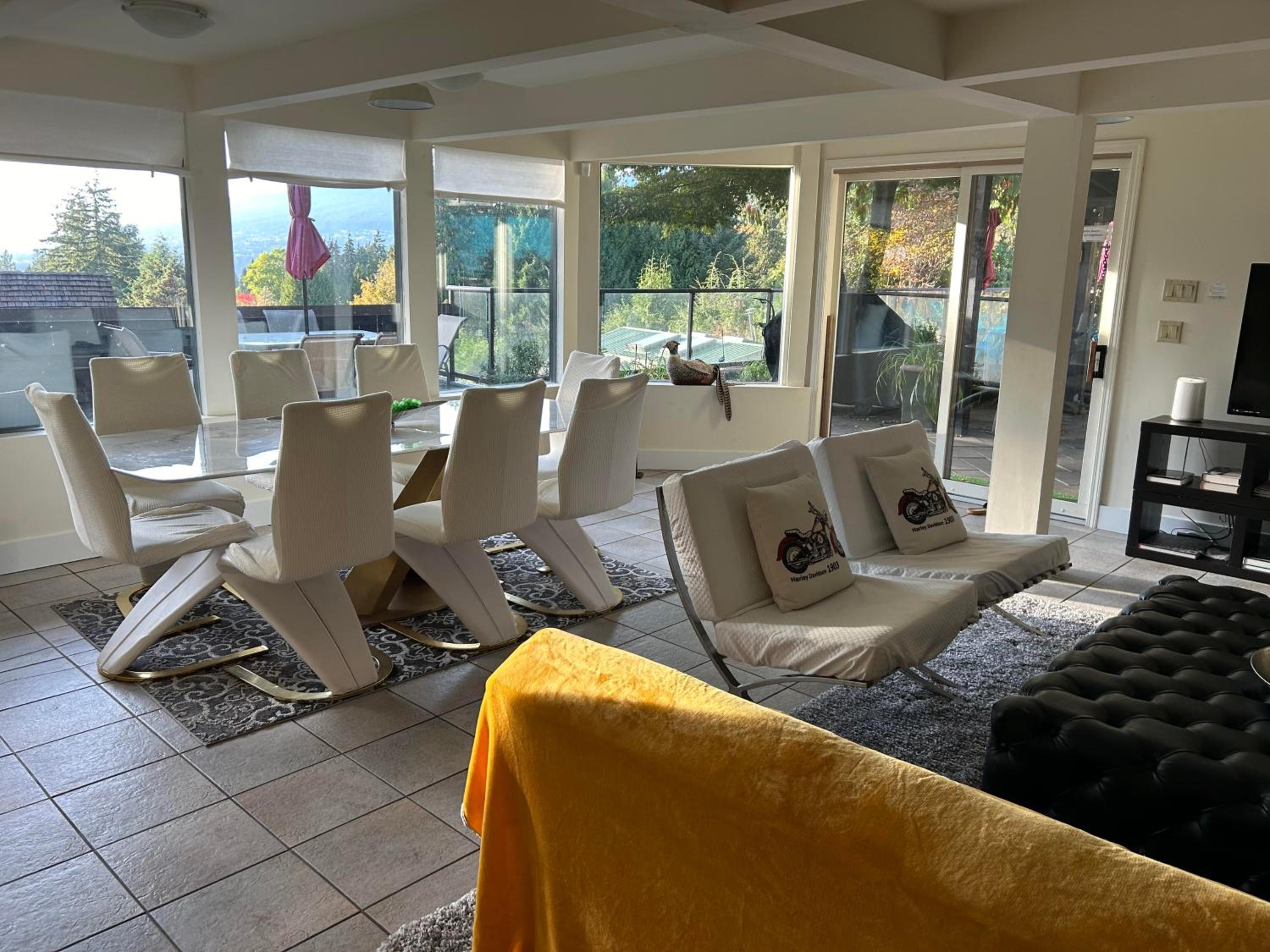 Private Bedroom, Bathroom, Shared Outdoor Pool, Hot Tub