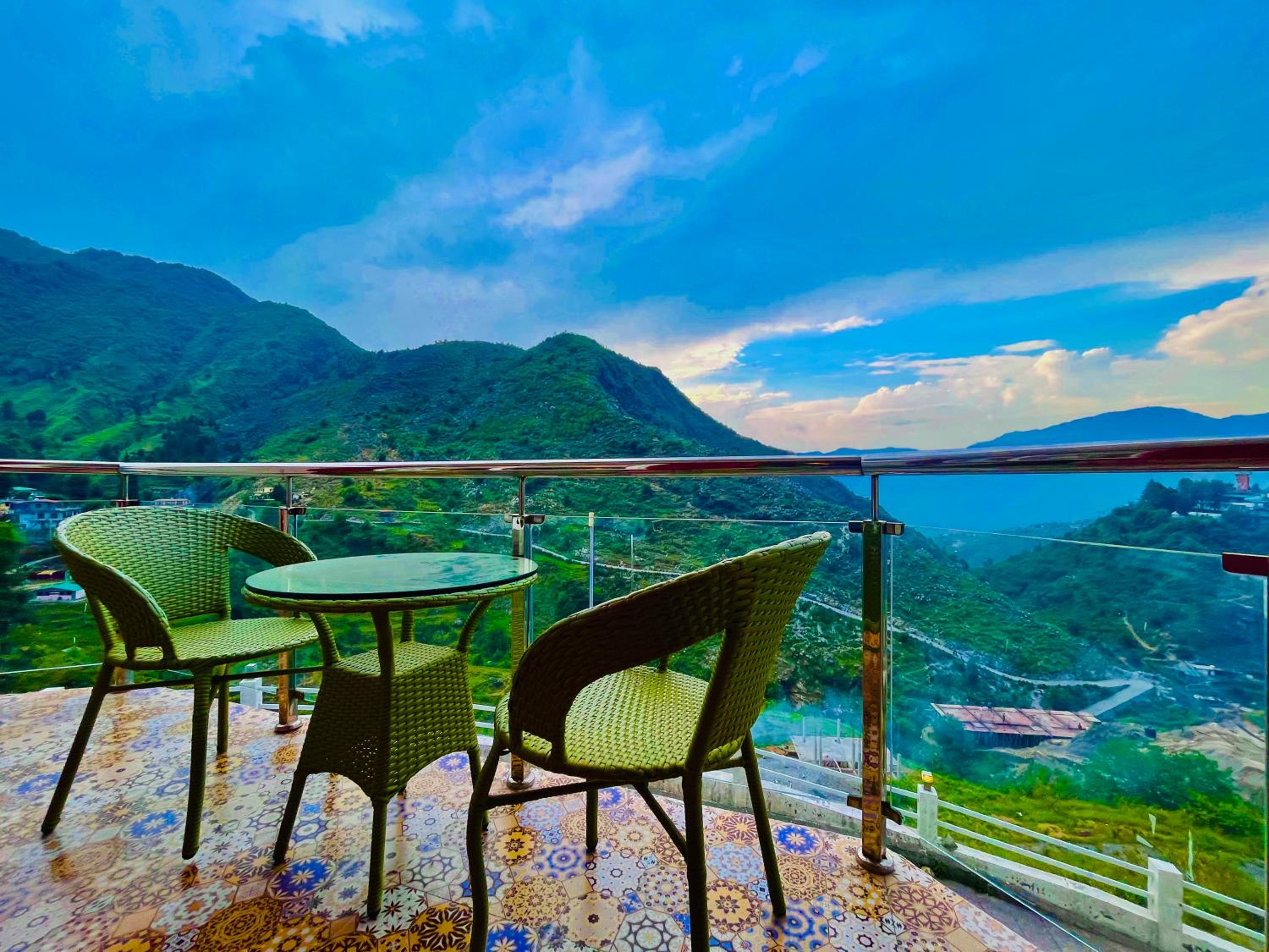 balance & terrace