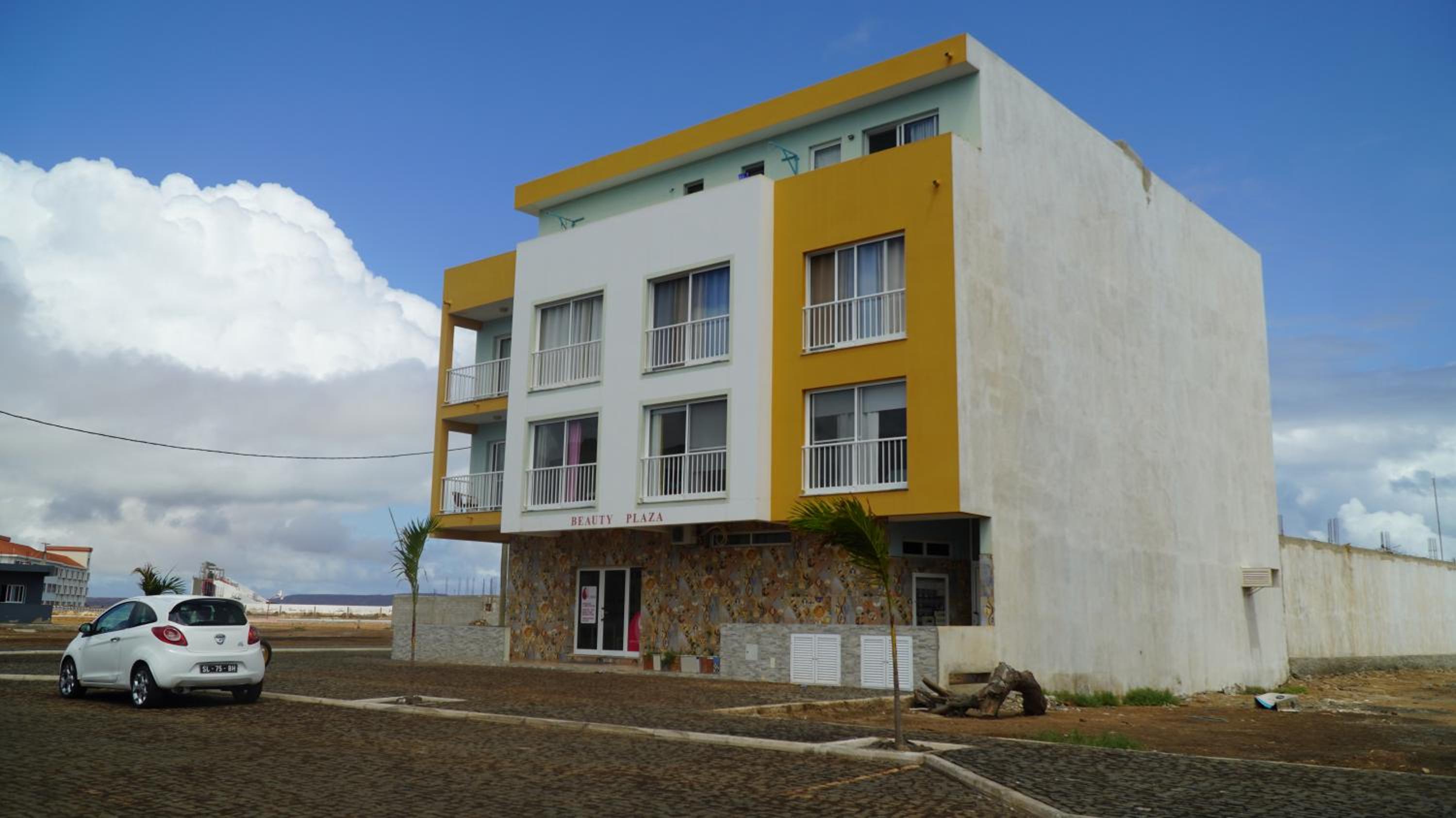Beauty Plaza Suites