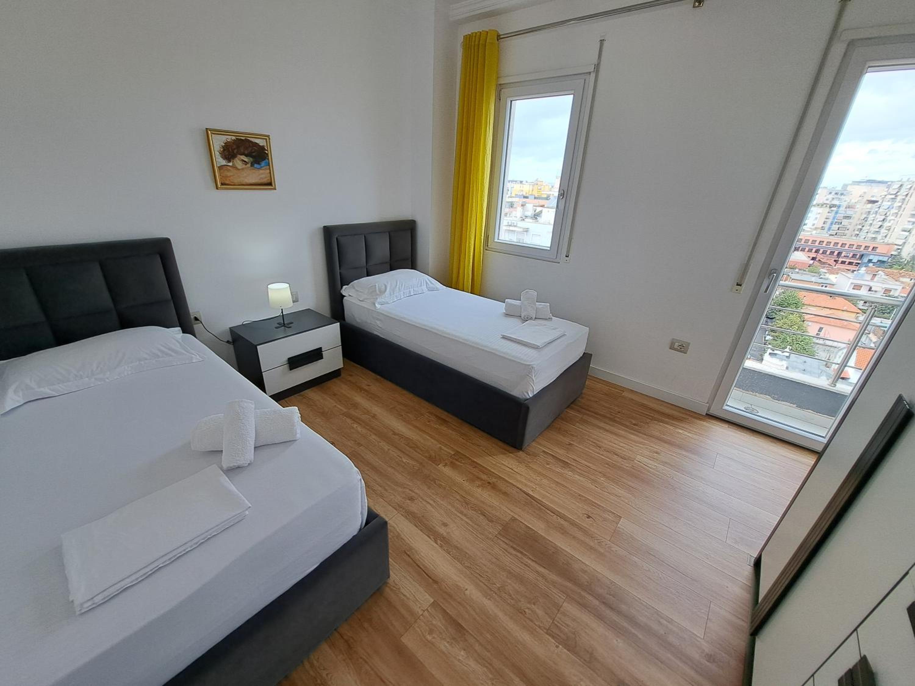 Pazari Luxury Central Apartment