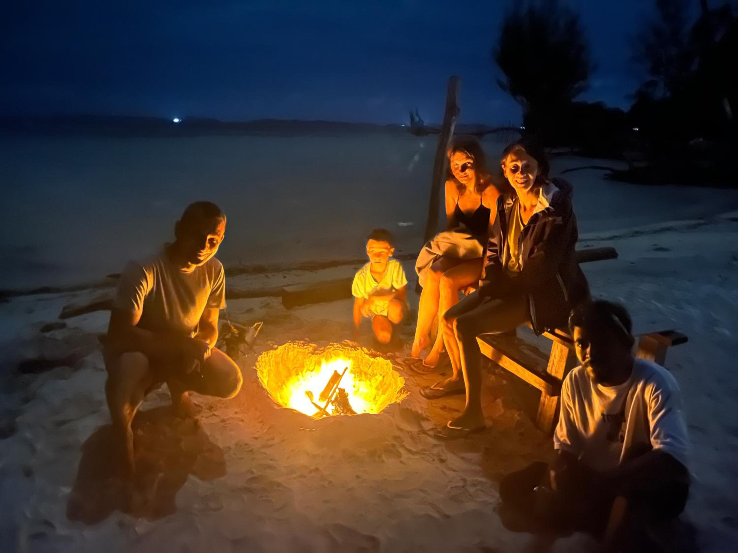 Tamaku homestay privat island