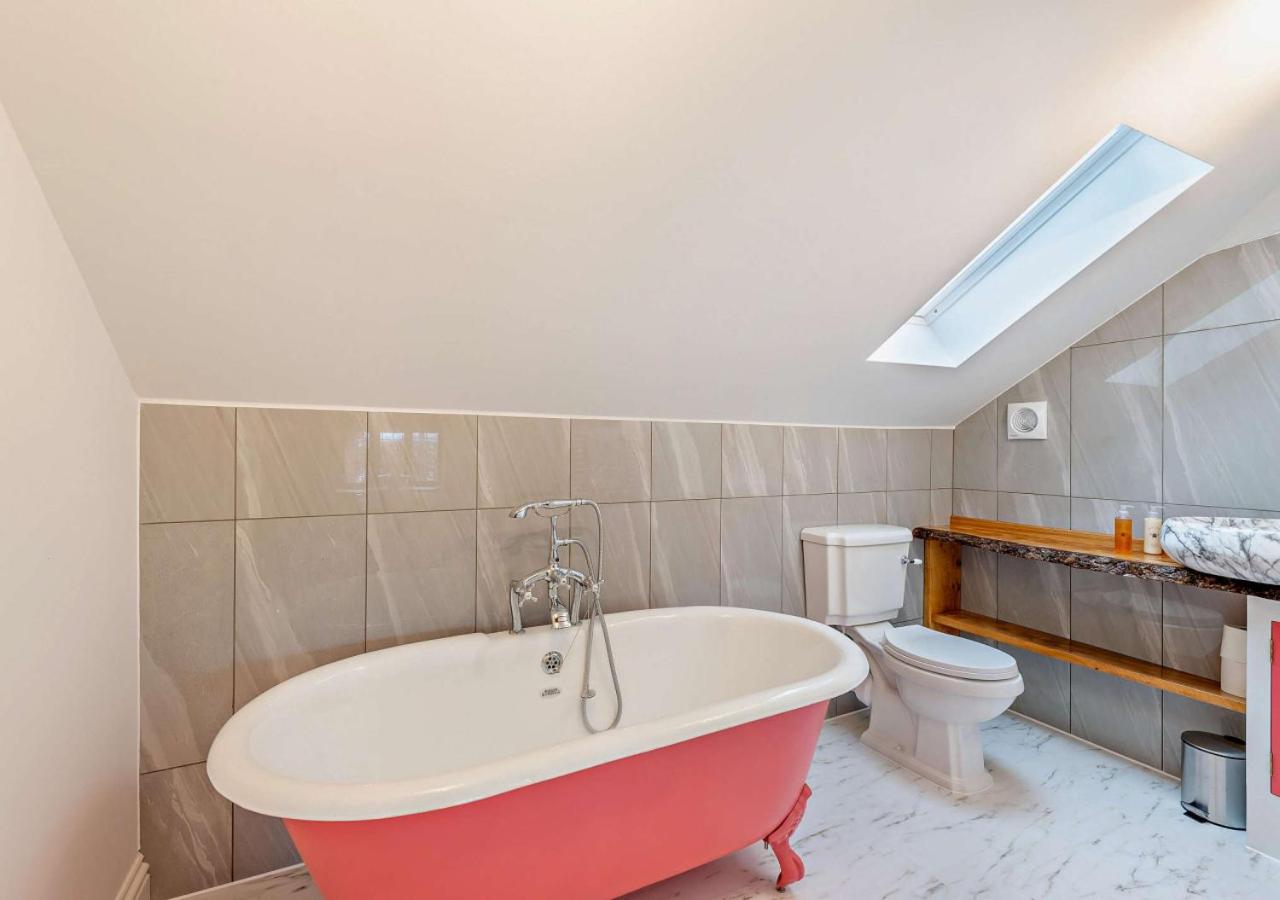 2 Bed in Minster On Sea oc-p29942