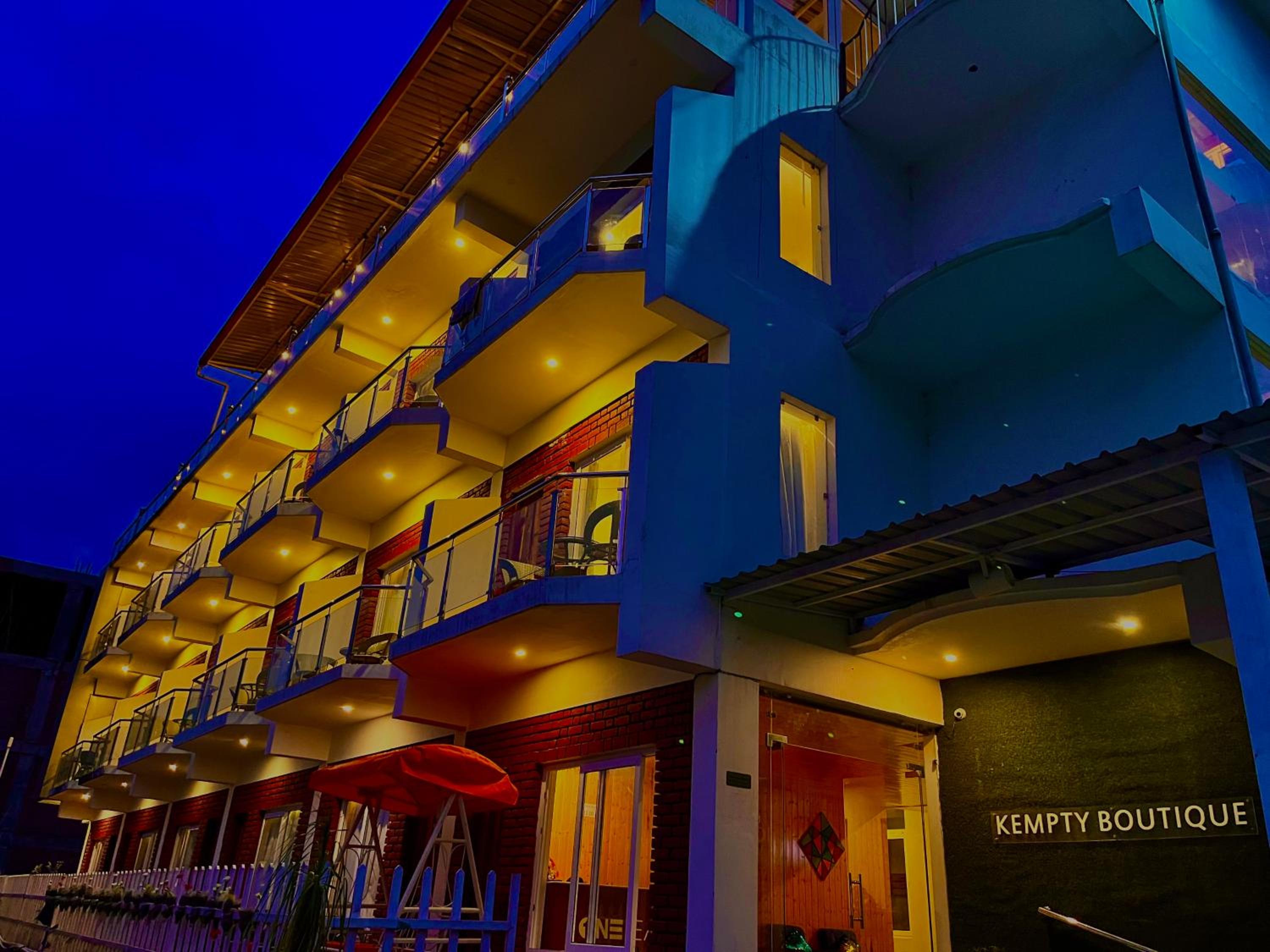 Hotel Kempty Emerald - Nested in nature's Lap view 3