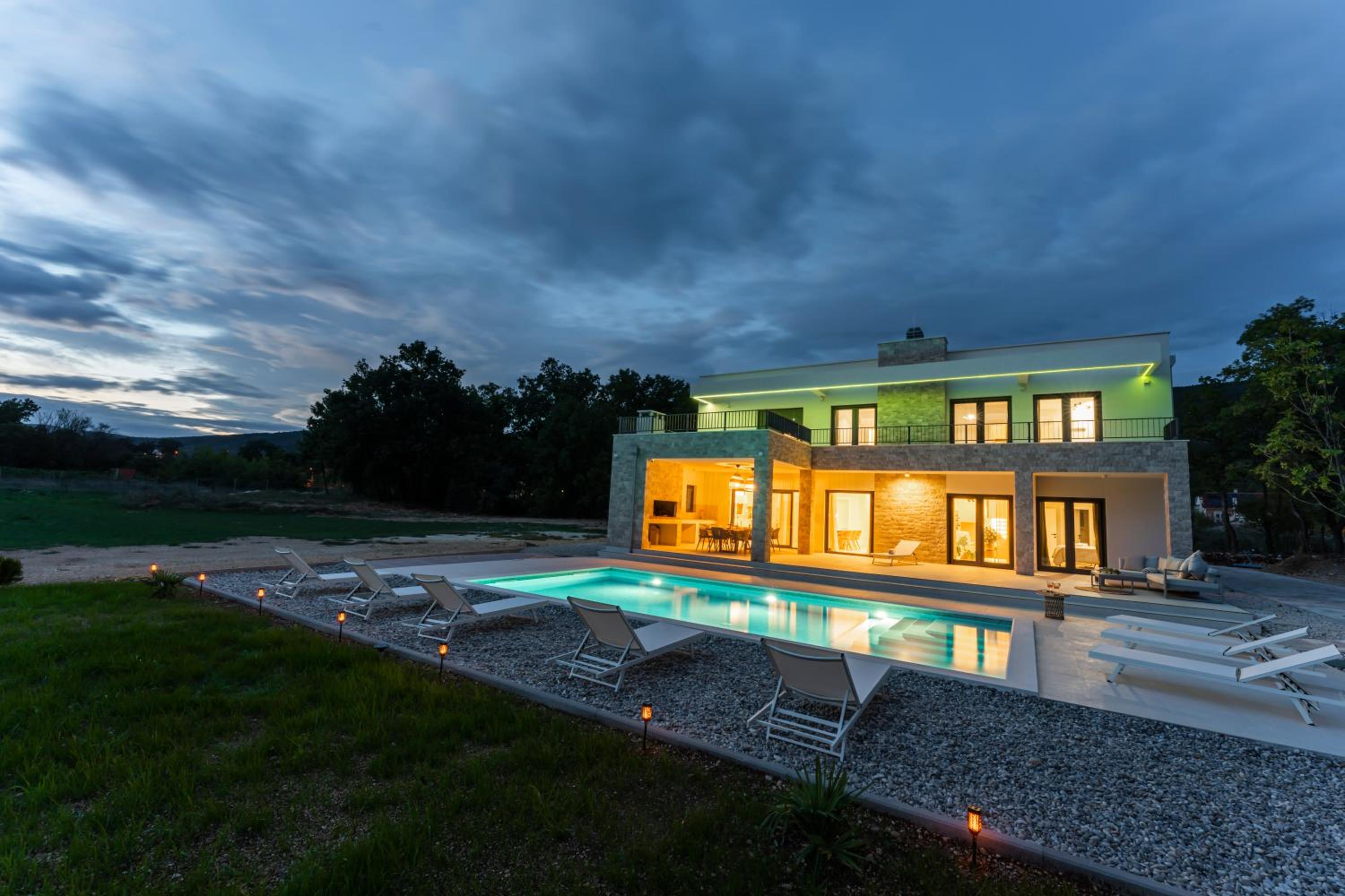 Villa Wellbeing Imotski Croatia heated pool , spa and ultimate privacy