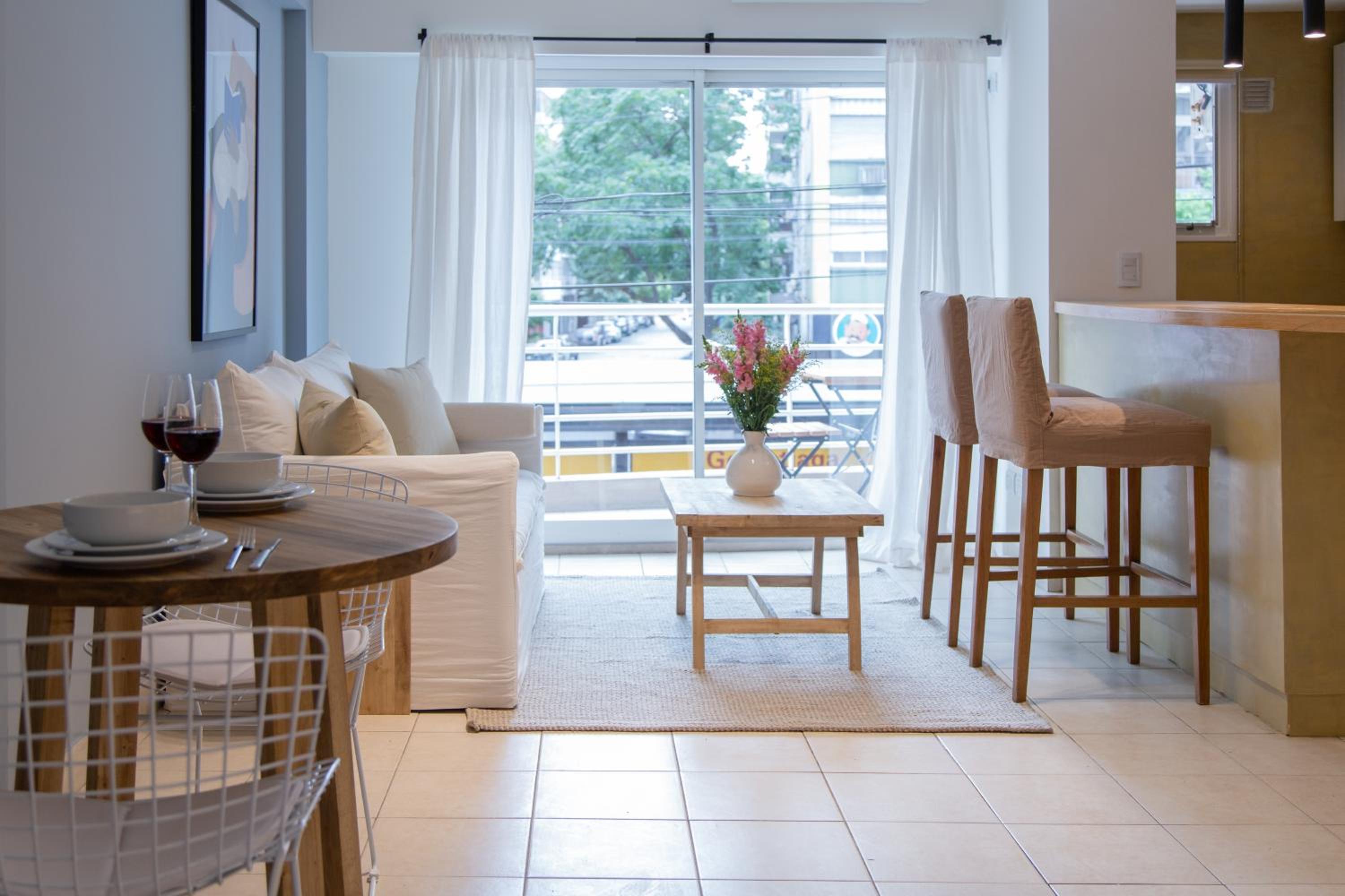 Begonia Beautiful Apartment