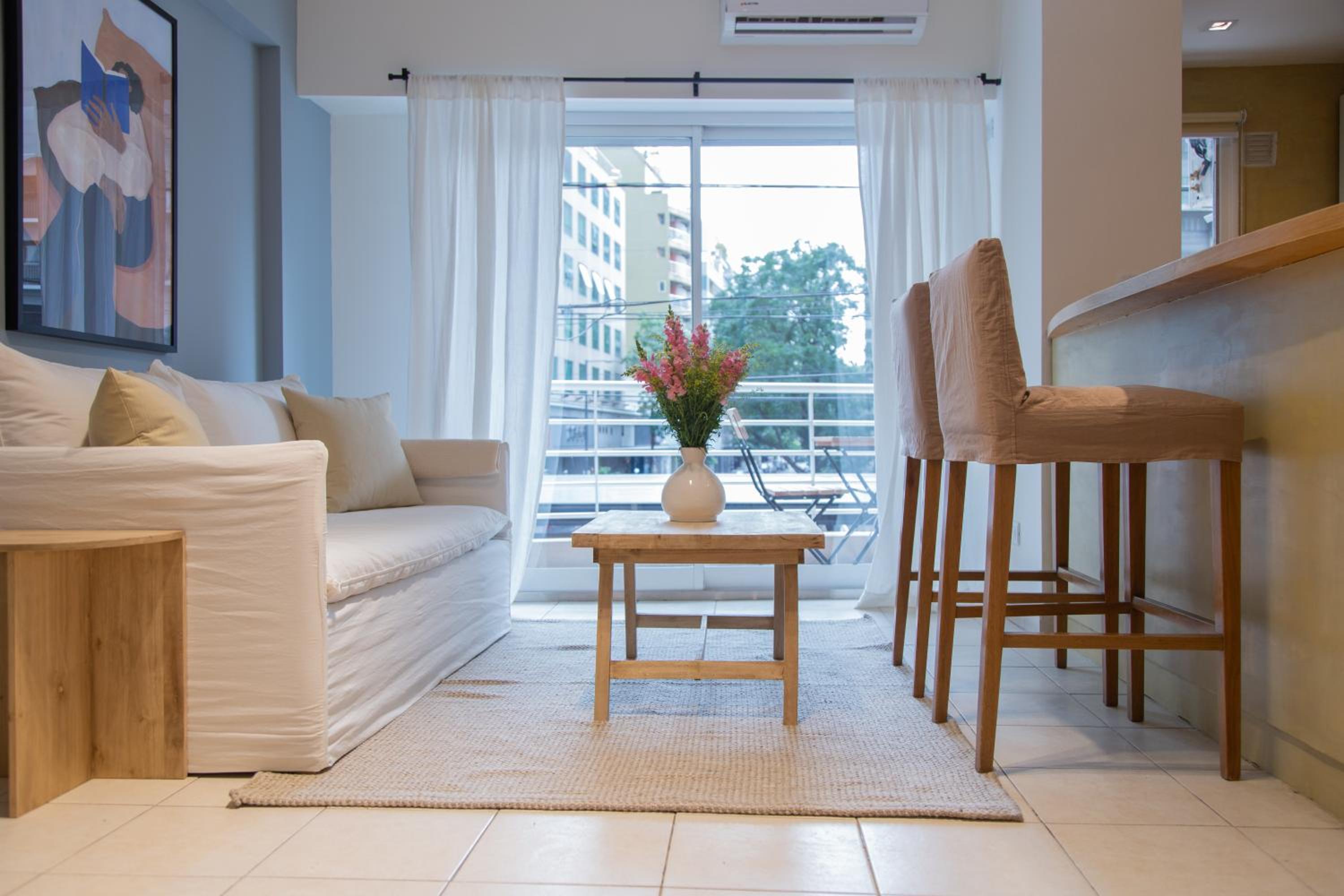 Begonia Beautiful Apartment