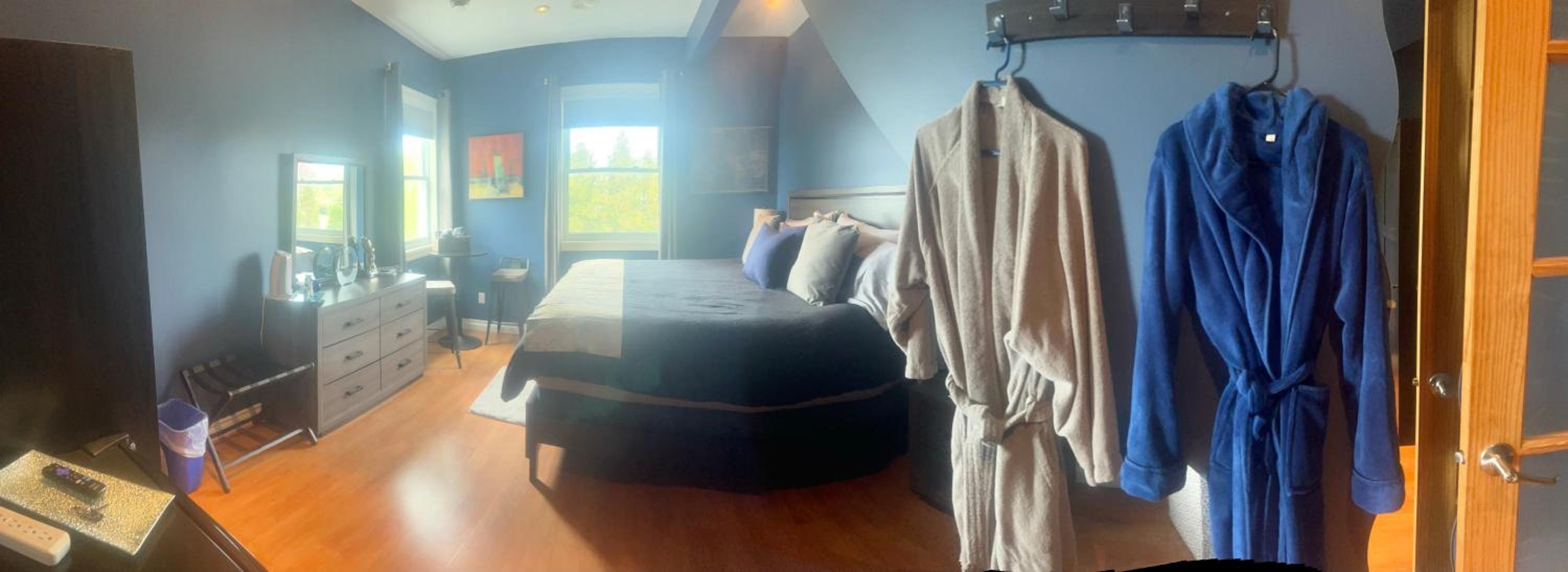 Sunset Suites in Niagara Wine Country