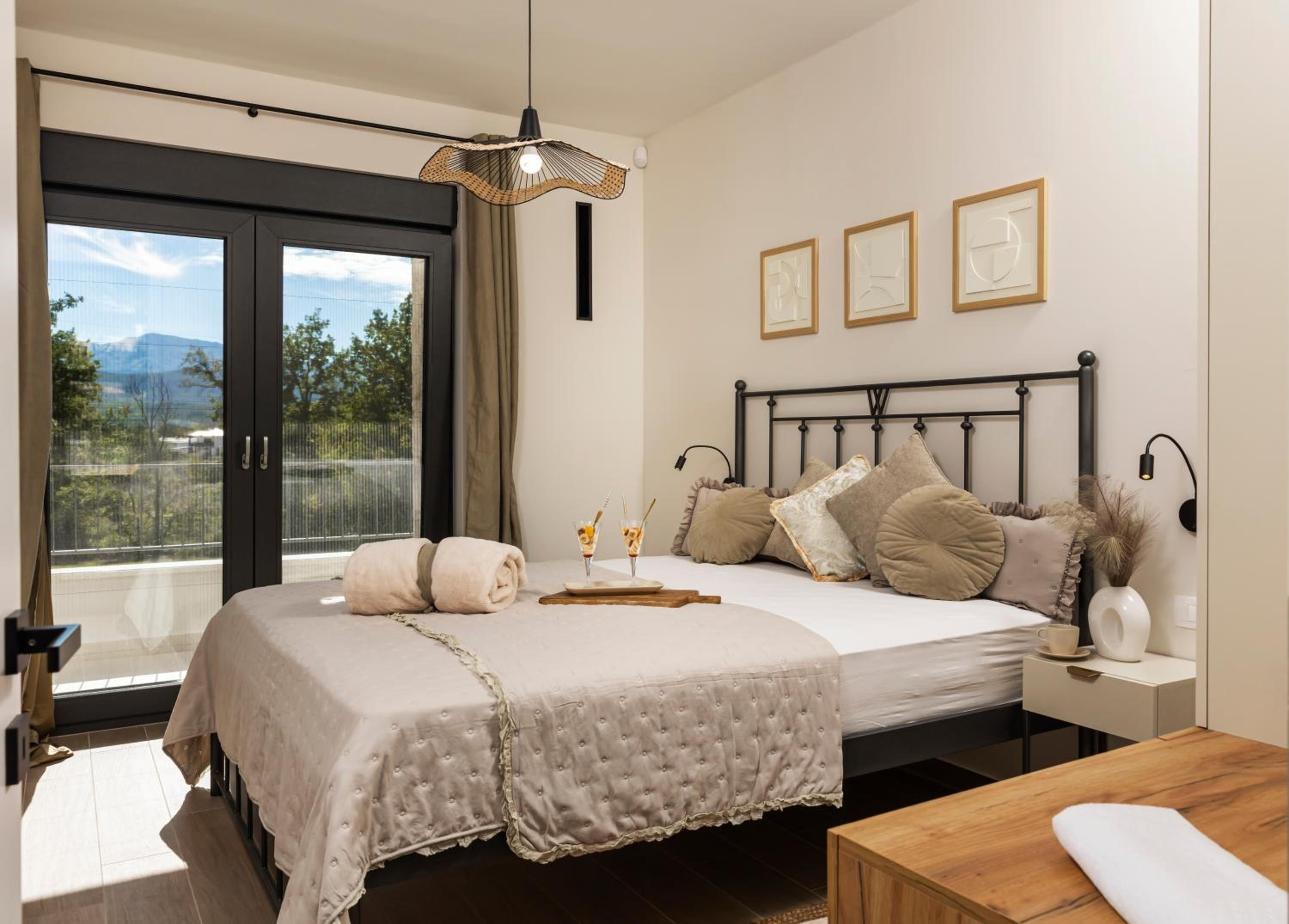 Villa Wellbeing Imotski Croatia heated pool , spa and ultimate privacy