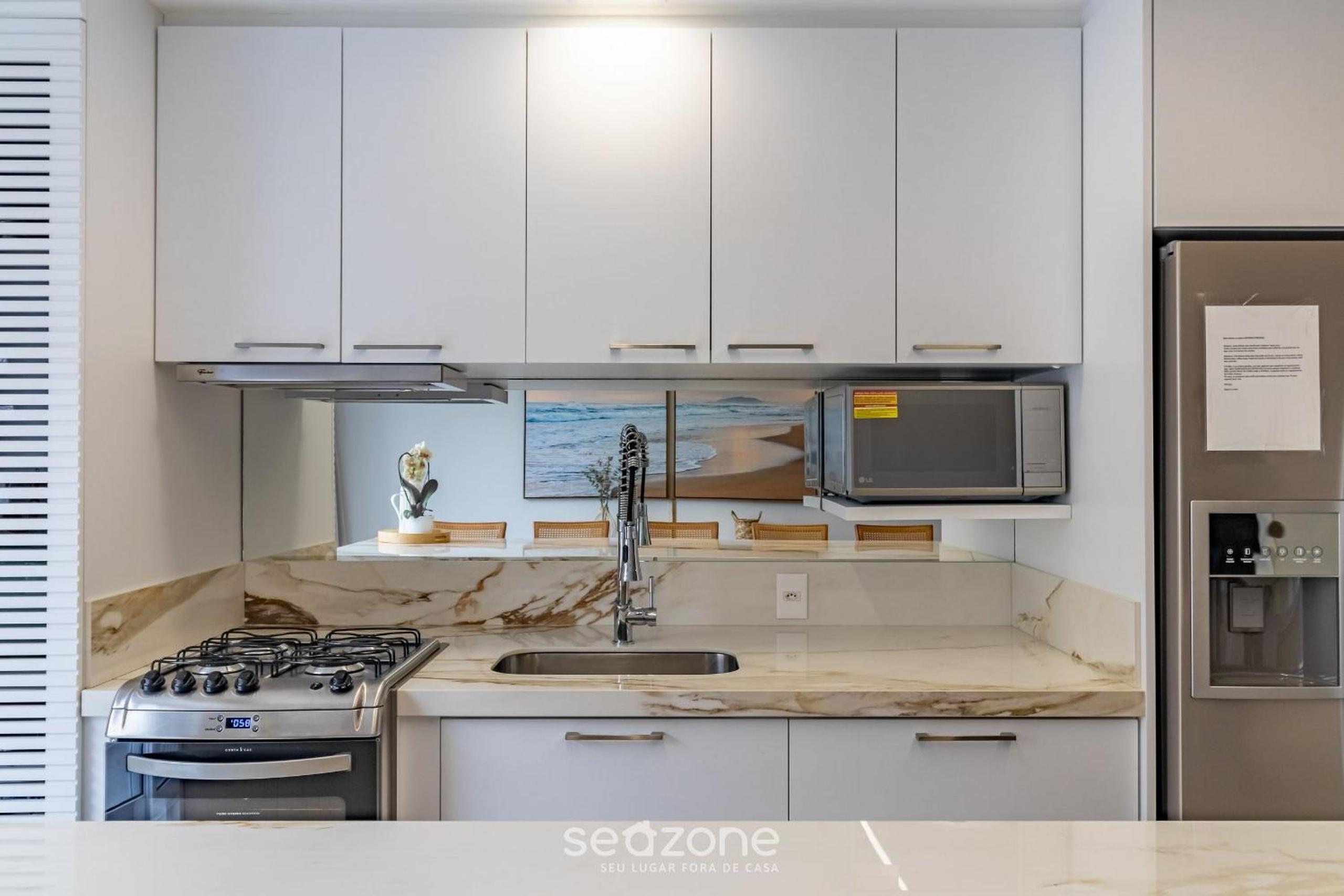 JRR - Apartments 240 meters from Jurerê Beach