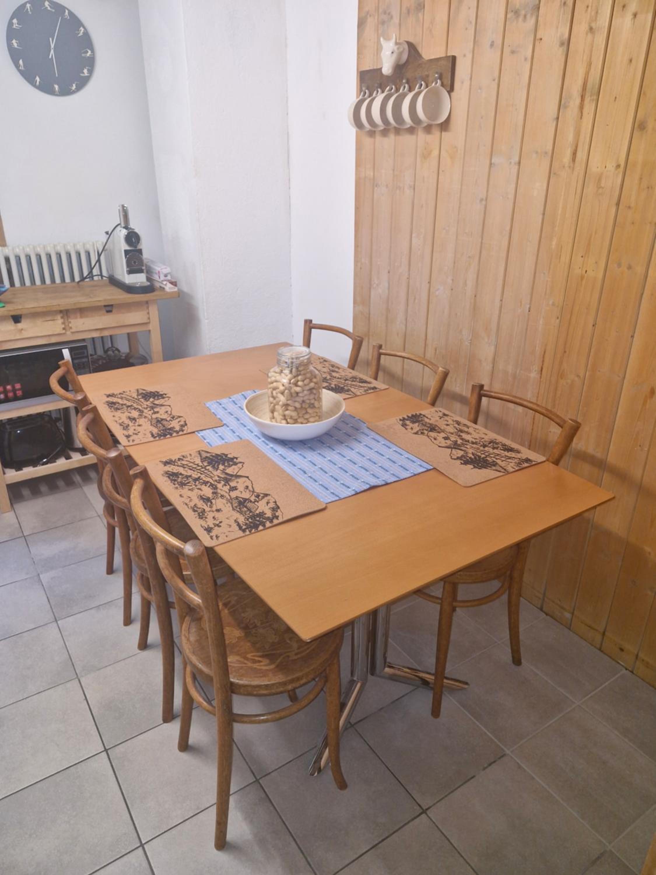 Traditional chalet in Wengen - Parterre or Ground