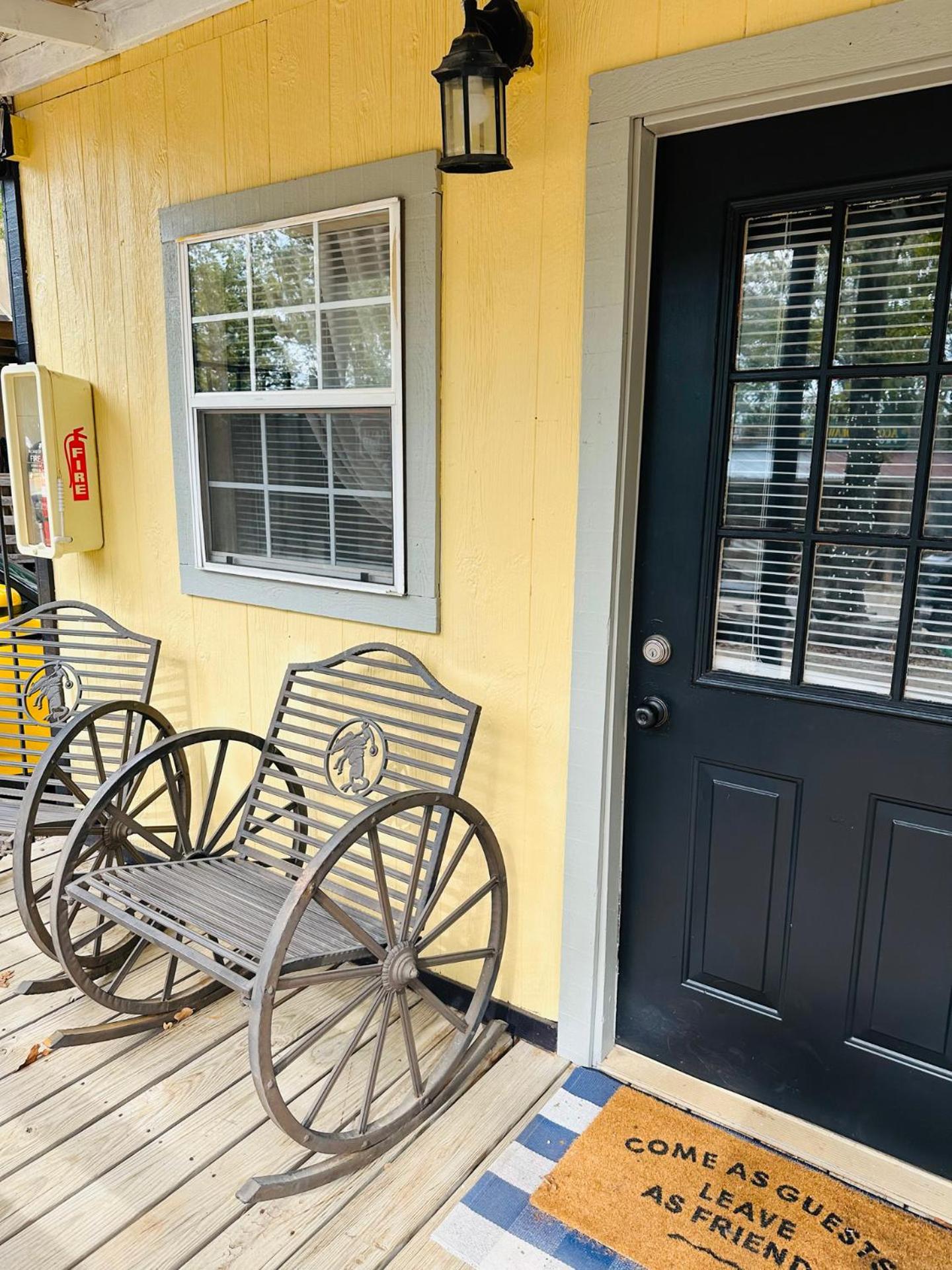 Acorn Hideaways Canton Rustic Old West Frontier Suite view 3