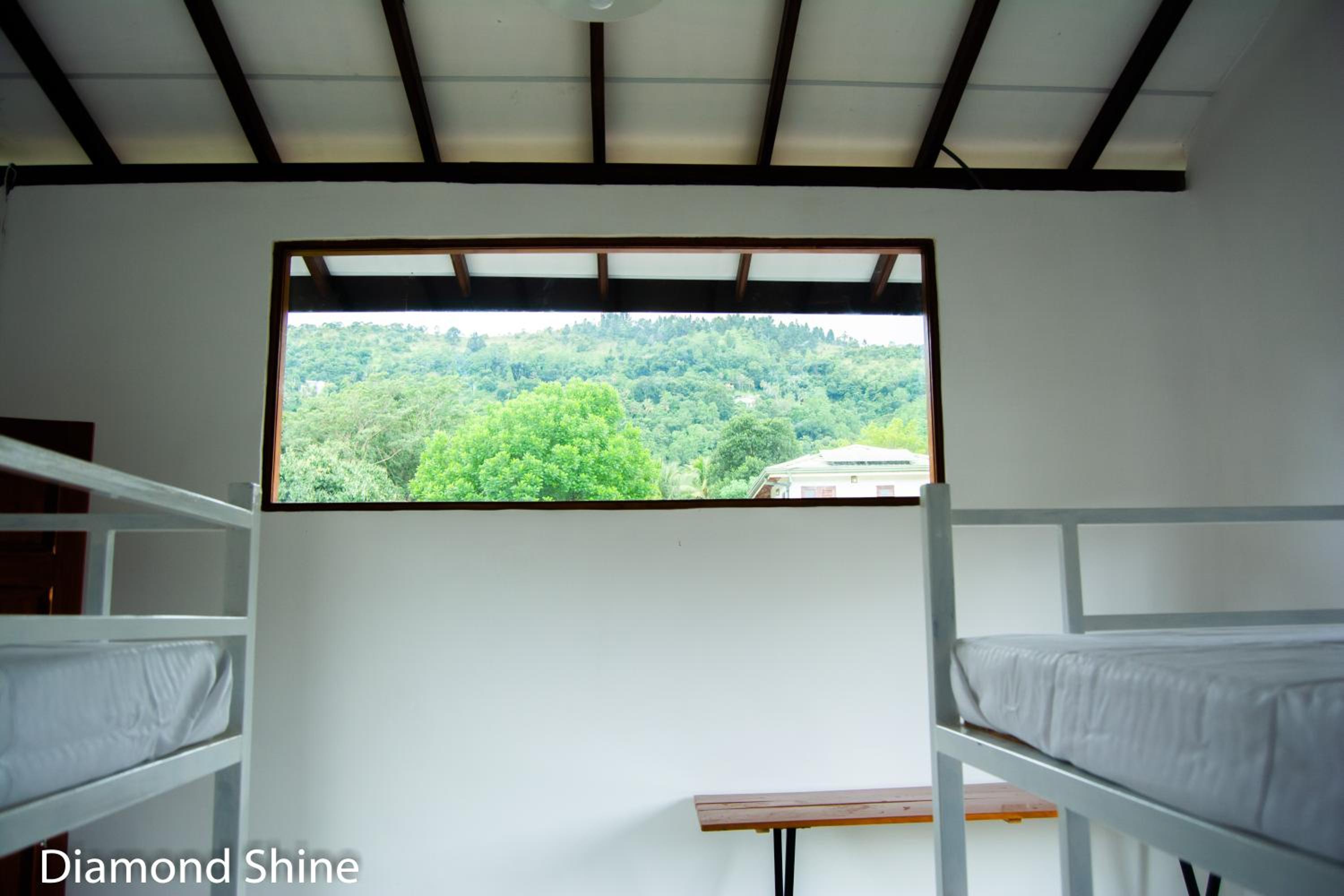 Diamond shine hostal and bunk beds view 2