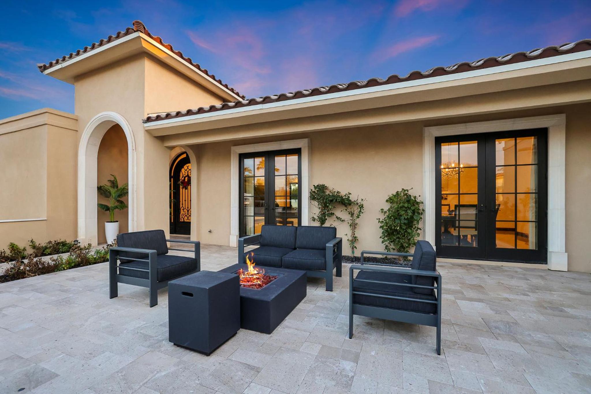 Luxury Scottsdale Retreat, Heated Pool, Spa, Pickleball, Concierge service view 4