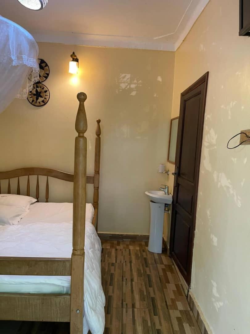 Walllet Inn view 5