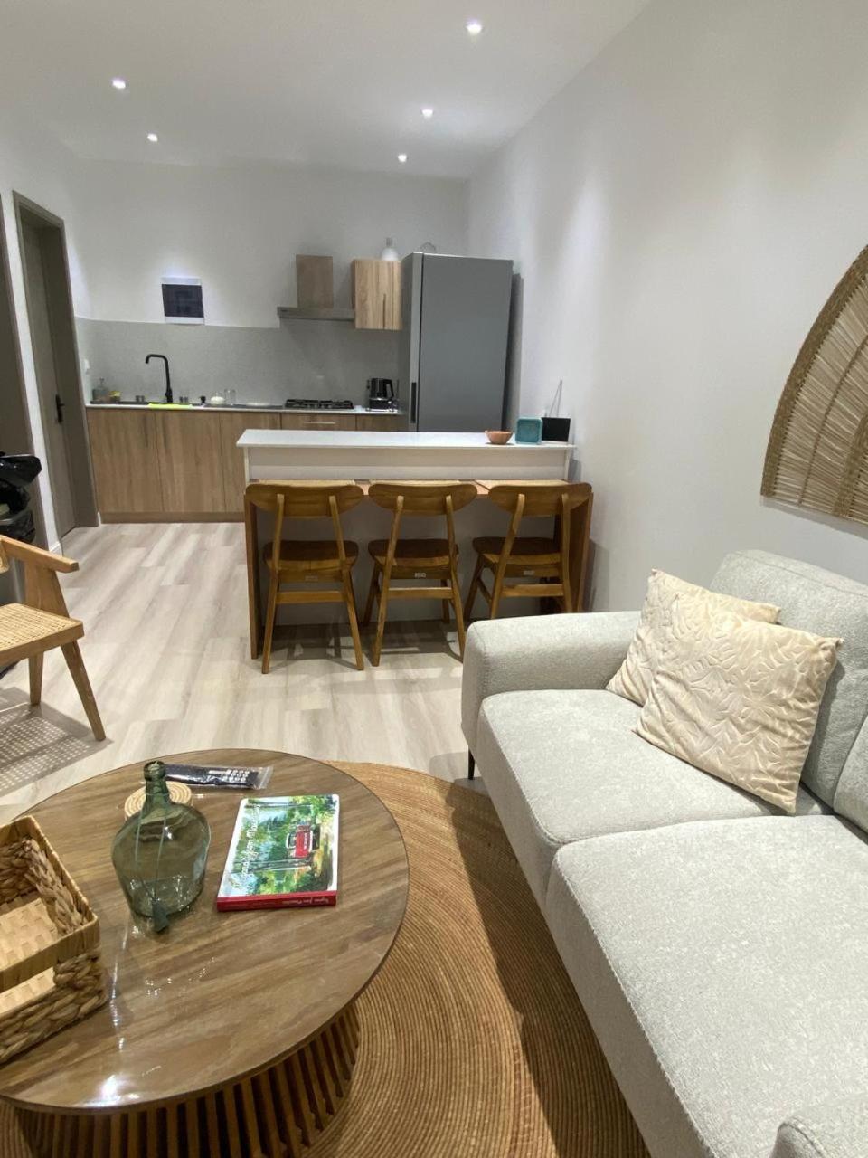 Luxury Retreat at Aqua Breeze Apartment, Flic en Flac view 4