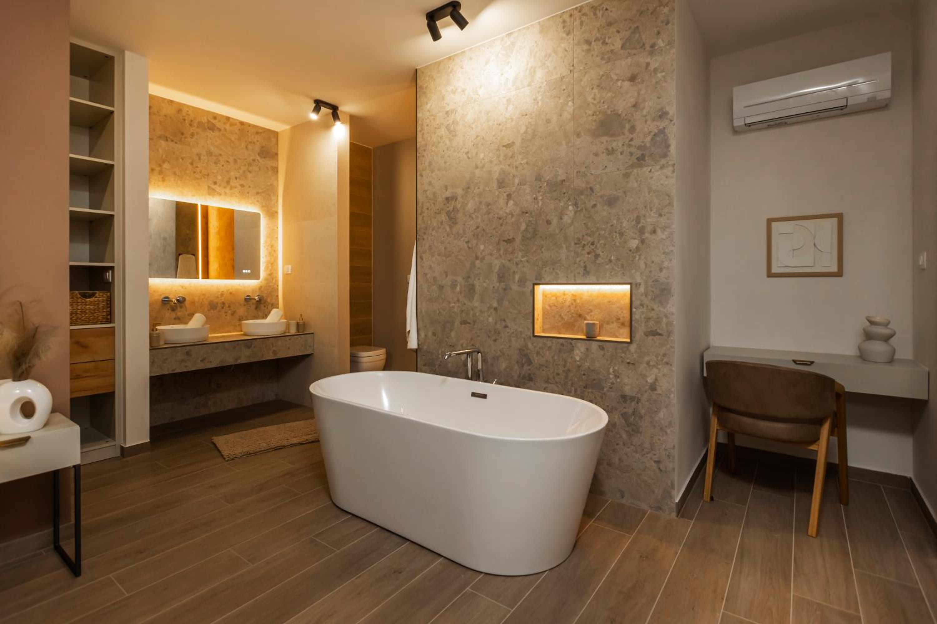Villa Wellbeing Imotski Croatia heated pool , spa and ultimate privacy