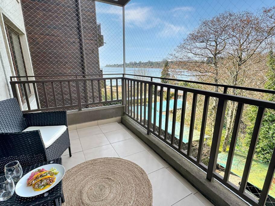 Costanera con vista al Lago y ubicación Ideal