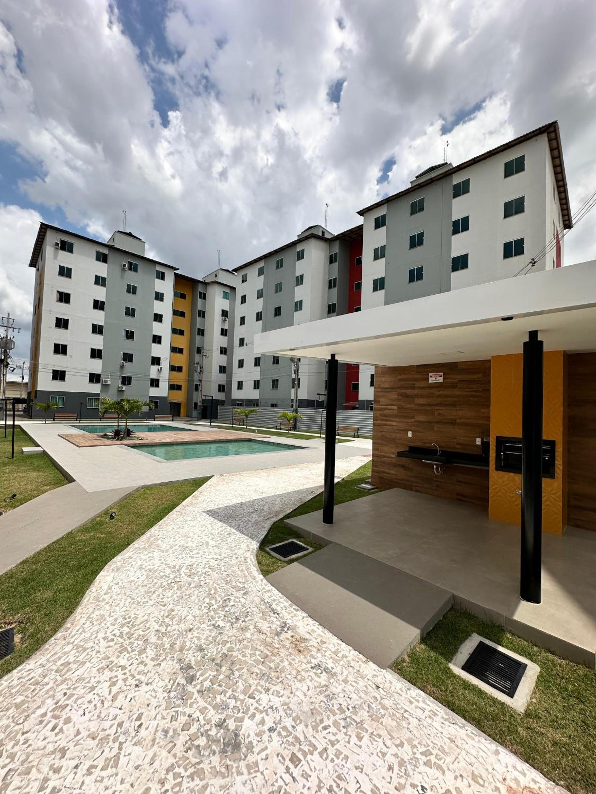 apartamento prox ao vila maguary