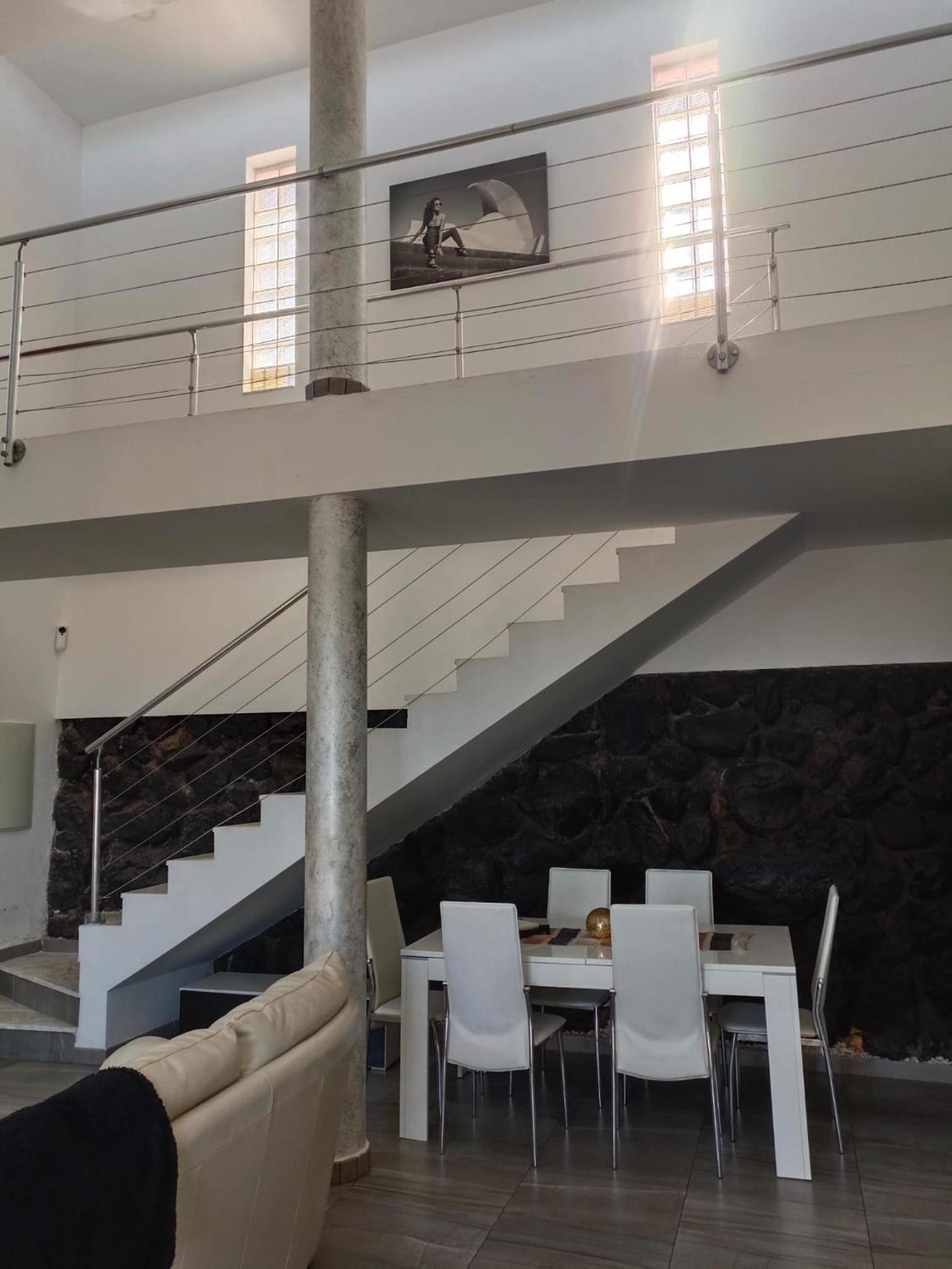 LUXURY VILLA SEA VIEWS HEATED POOL private jacuzzi wifi bbq parking tennis court