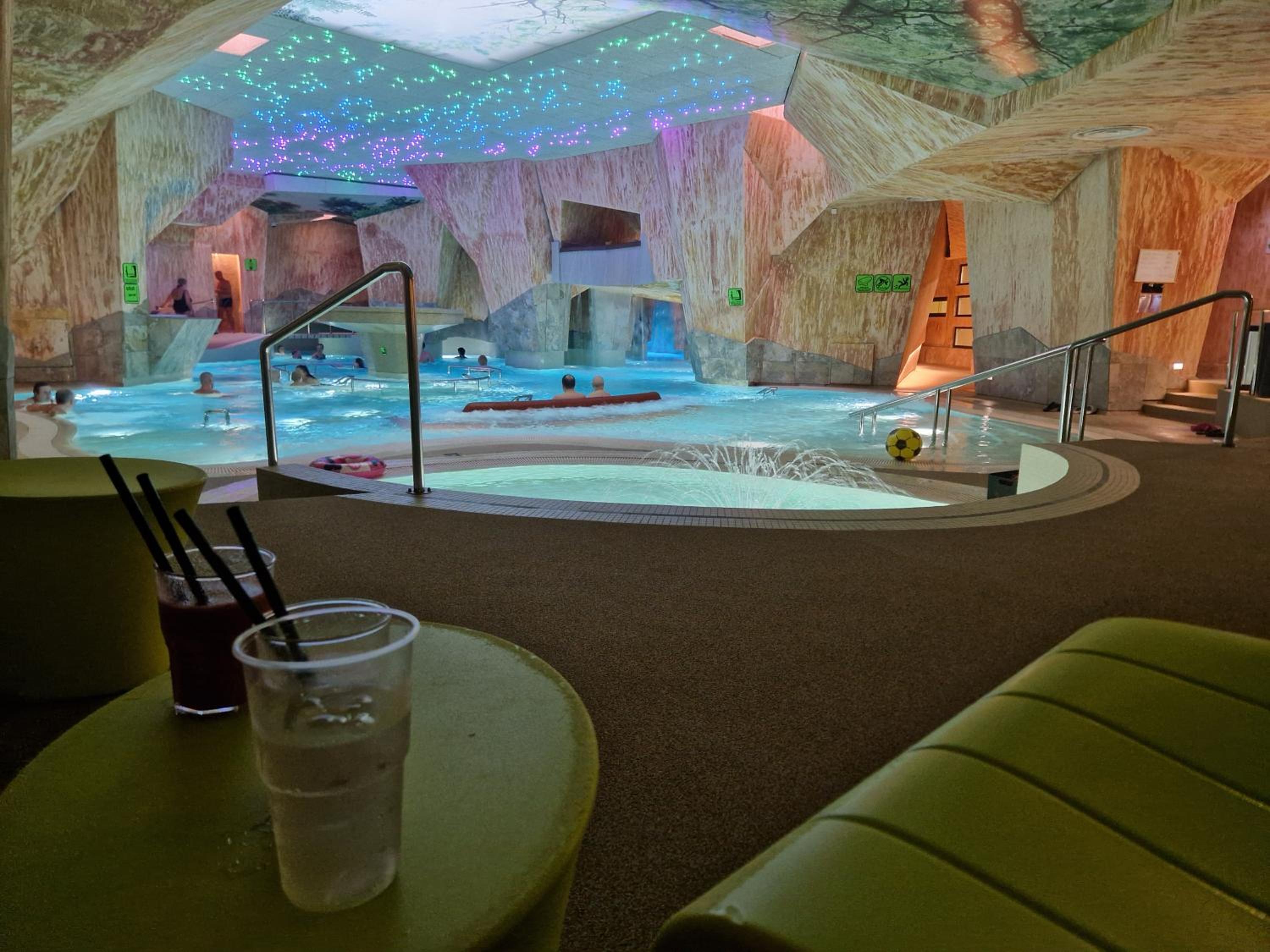 Privately Owned Apartment in Spa hotel