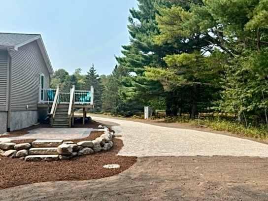 Spacious Leelanau home near the best of Michigan view 4