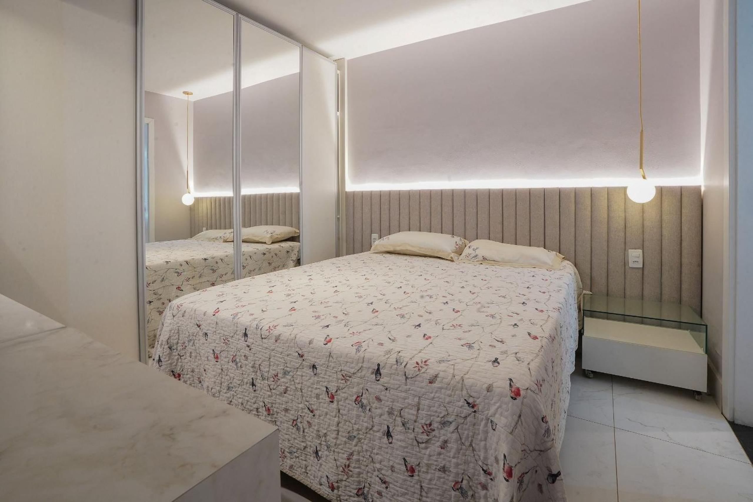Edifício Crystal Pallace prox Parque Areião