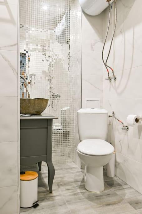Velar 1BDR Apartment
