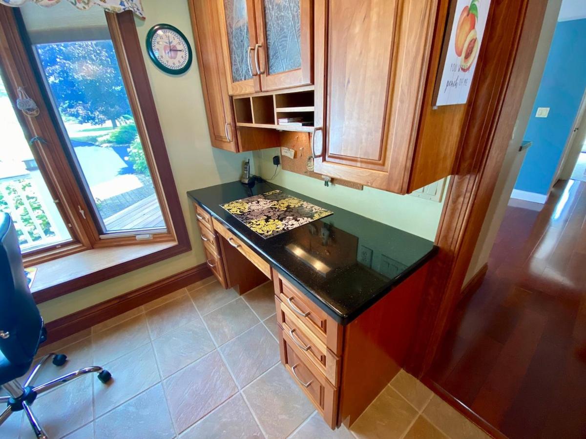 Private Beach Pool Table HUGE views gas grill