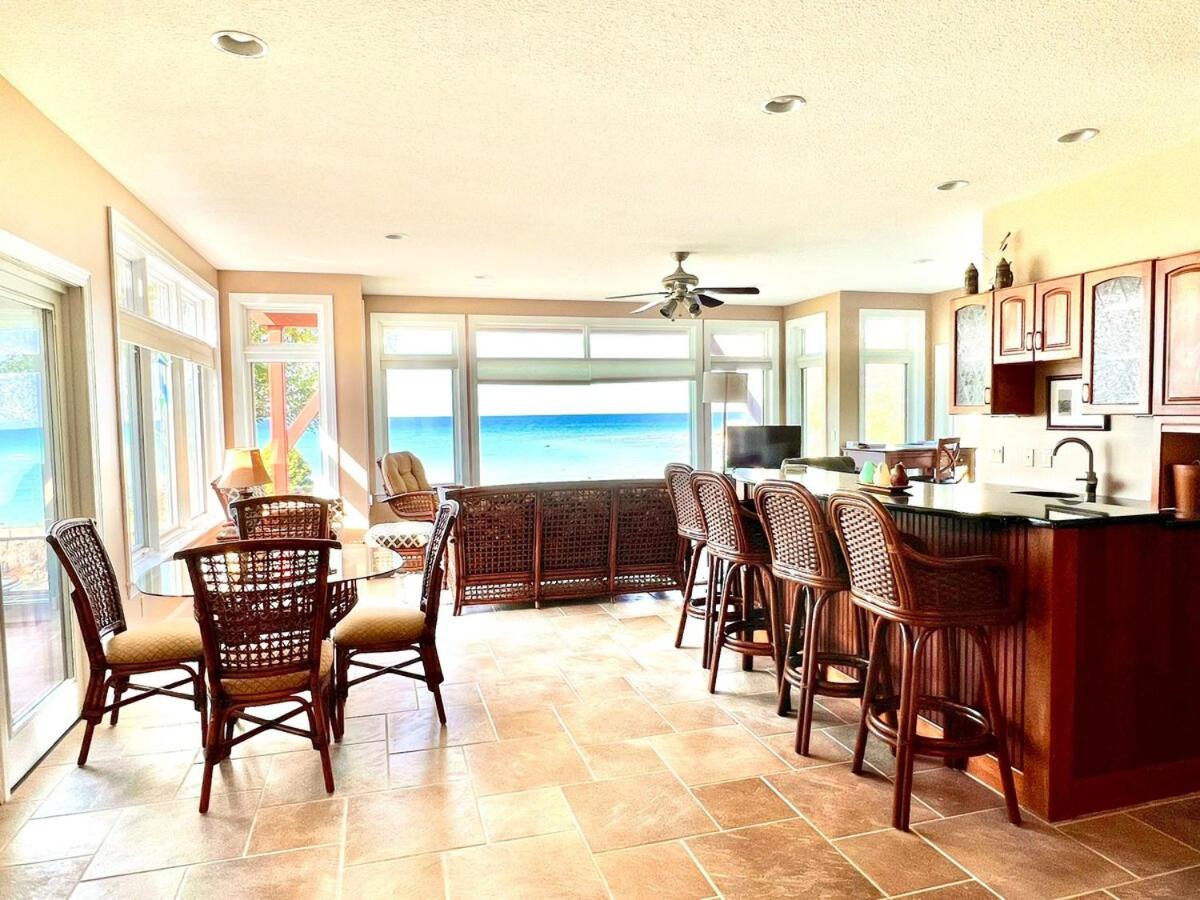 Private Beach Pool Table HUGE views gas grill
