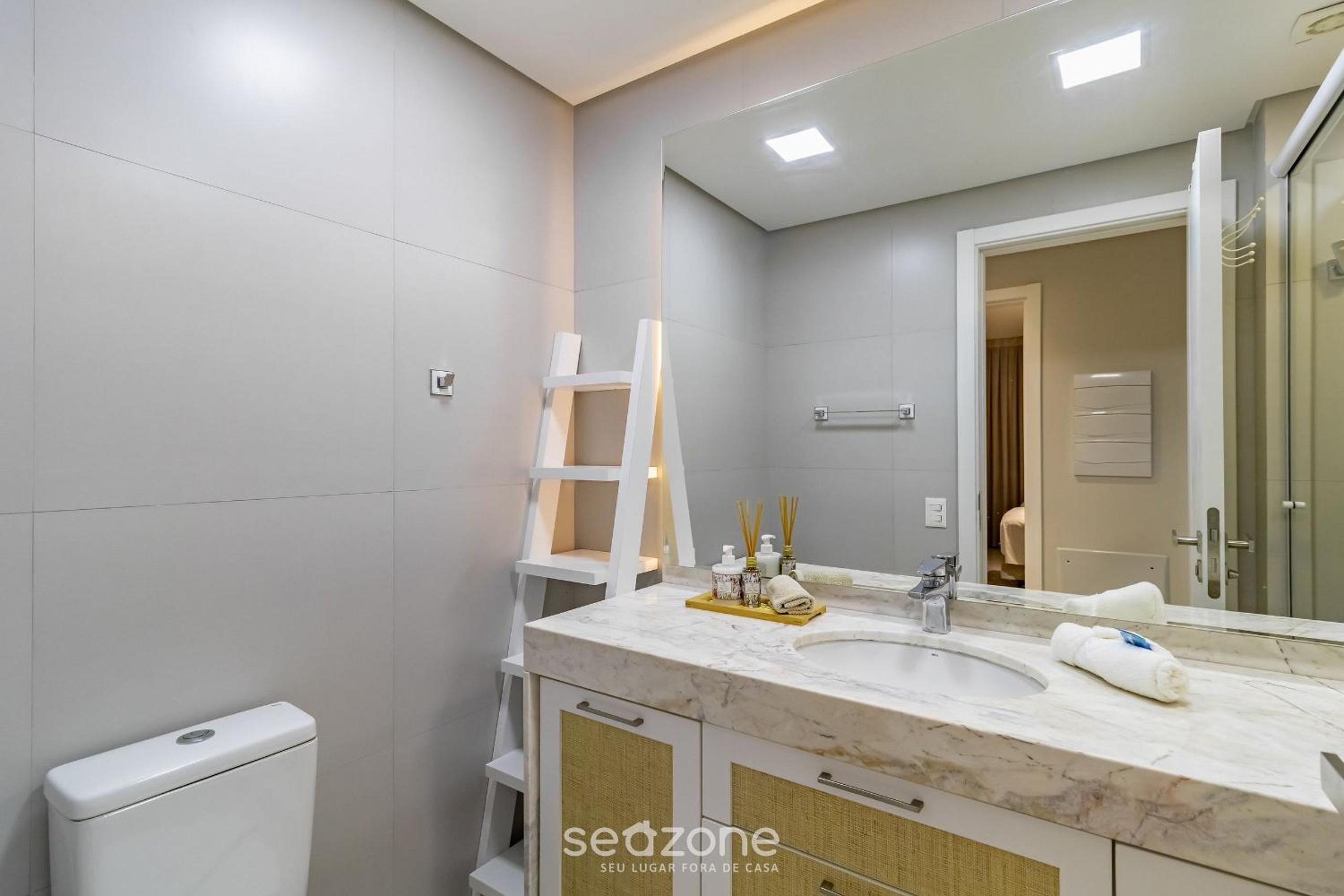 JRR - Apartments 240 meters from Jurerê Beach