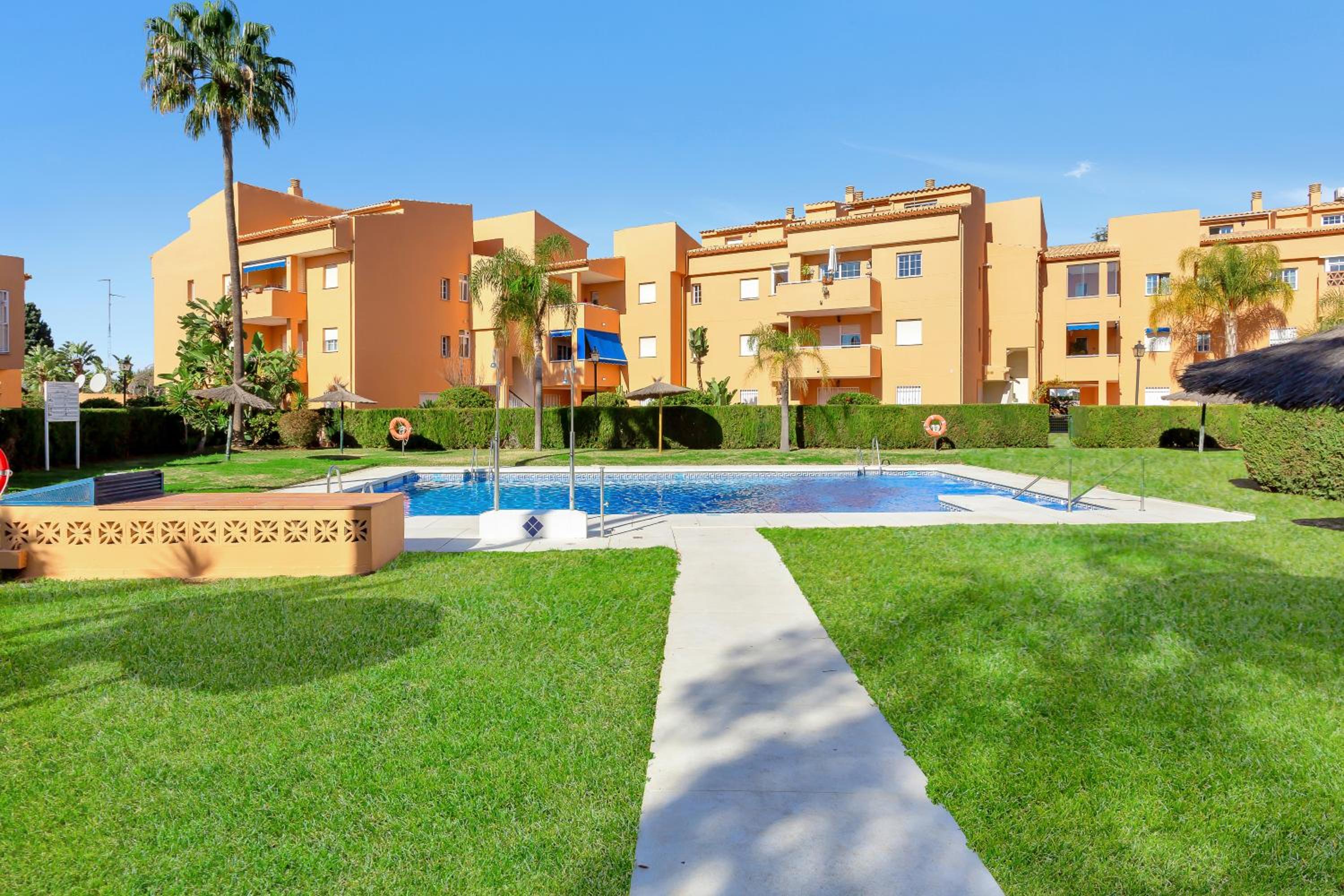 Alvarito Family Beach Retreat
