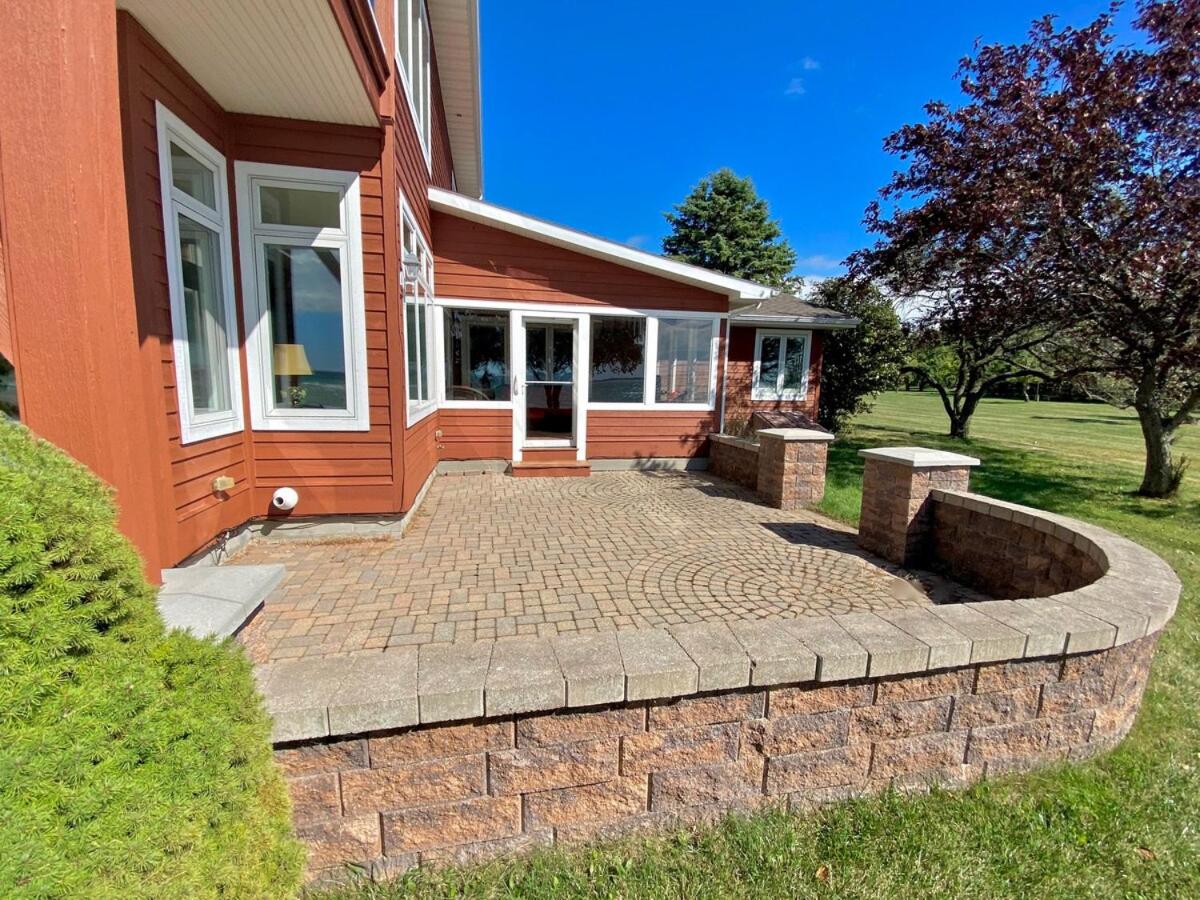 Private Beach Pool Table HUGE views gas grill