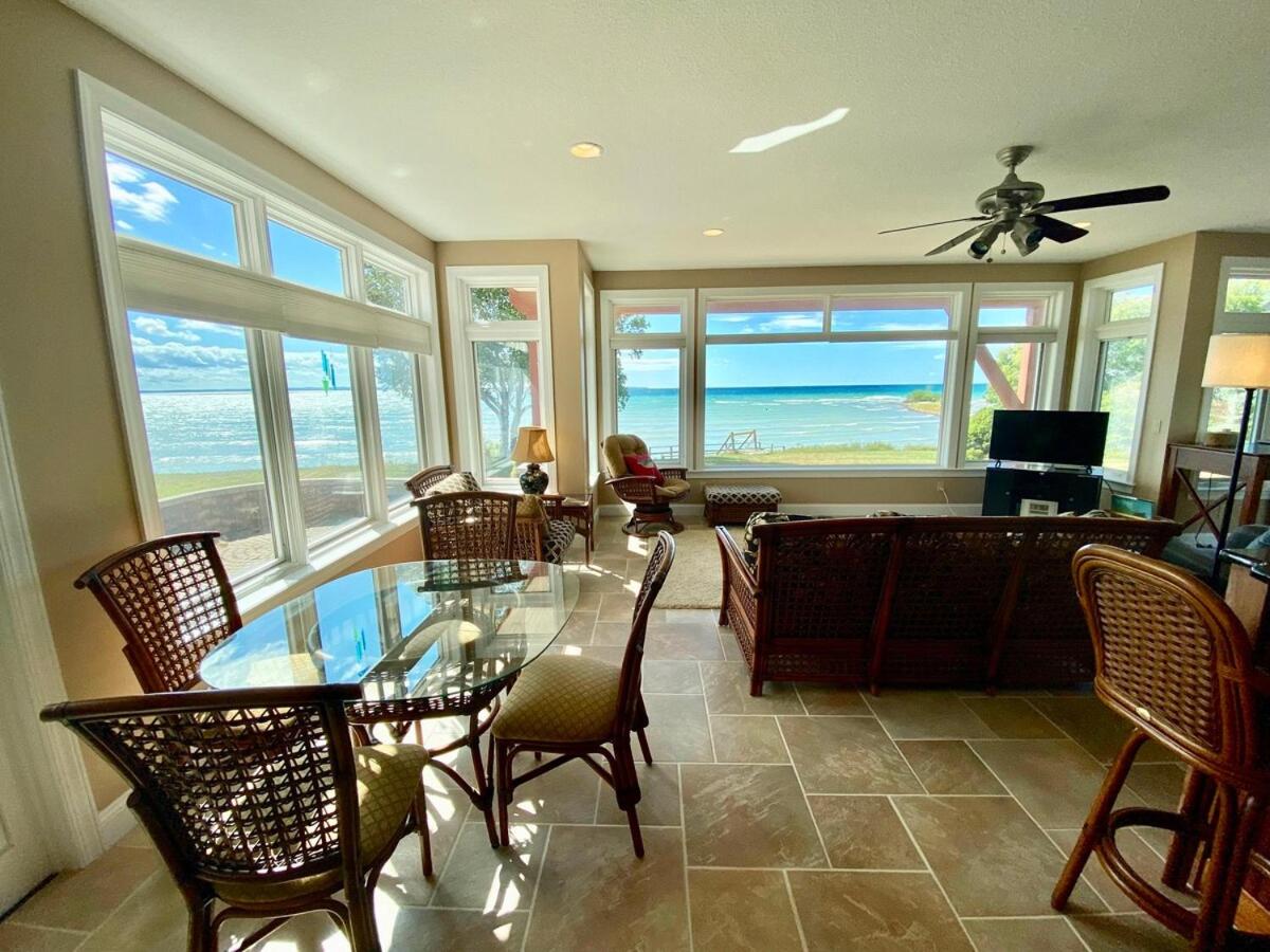 Private Beach Pool Table HUGE views gas grill