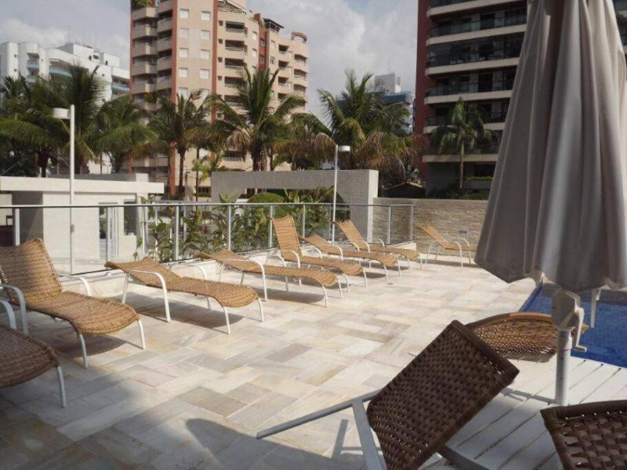 Apartamento Pé na Areia com 3 Dormitórios no Módulo 6 da Riviera