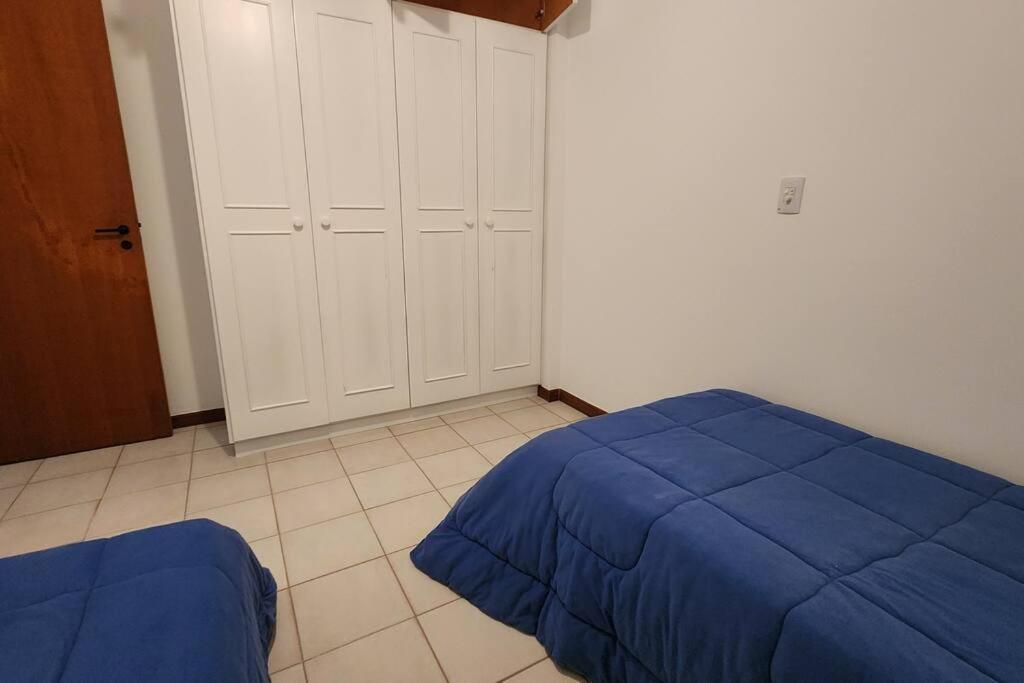 Apartamento Pé na Areia com 3 Dormitórios no Módulo 6 da Riviera