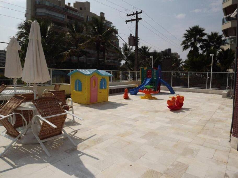 Apartamento Pé na Areia com 3 Dormitórios no Módulo 6 da Riviera