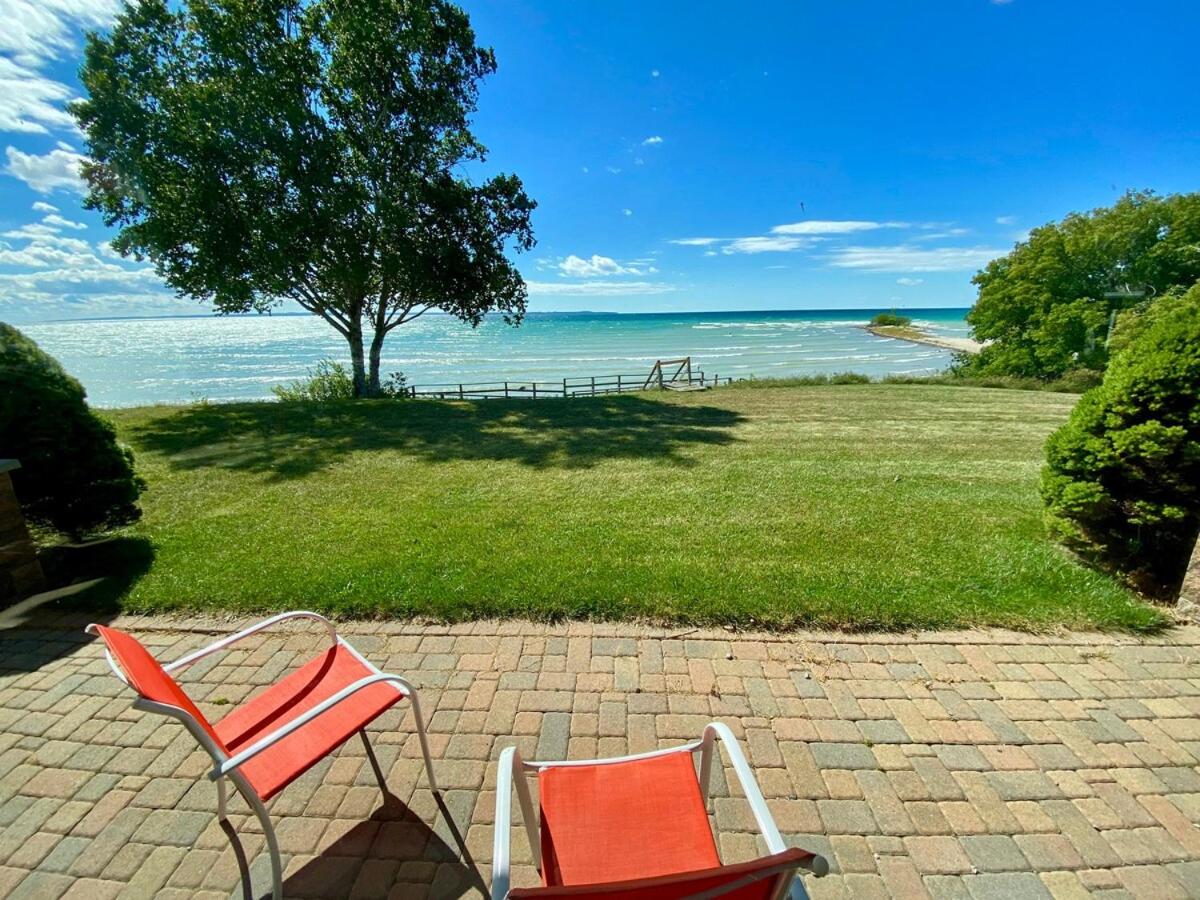 Private Beach Pool Table HUGE views gas grill