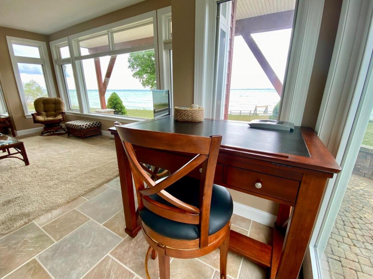 Private Beach Pool Table HUGE views gas grill