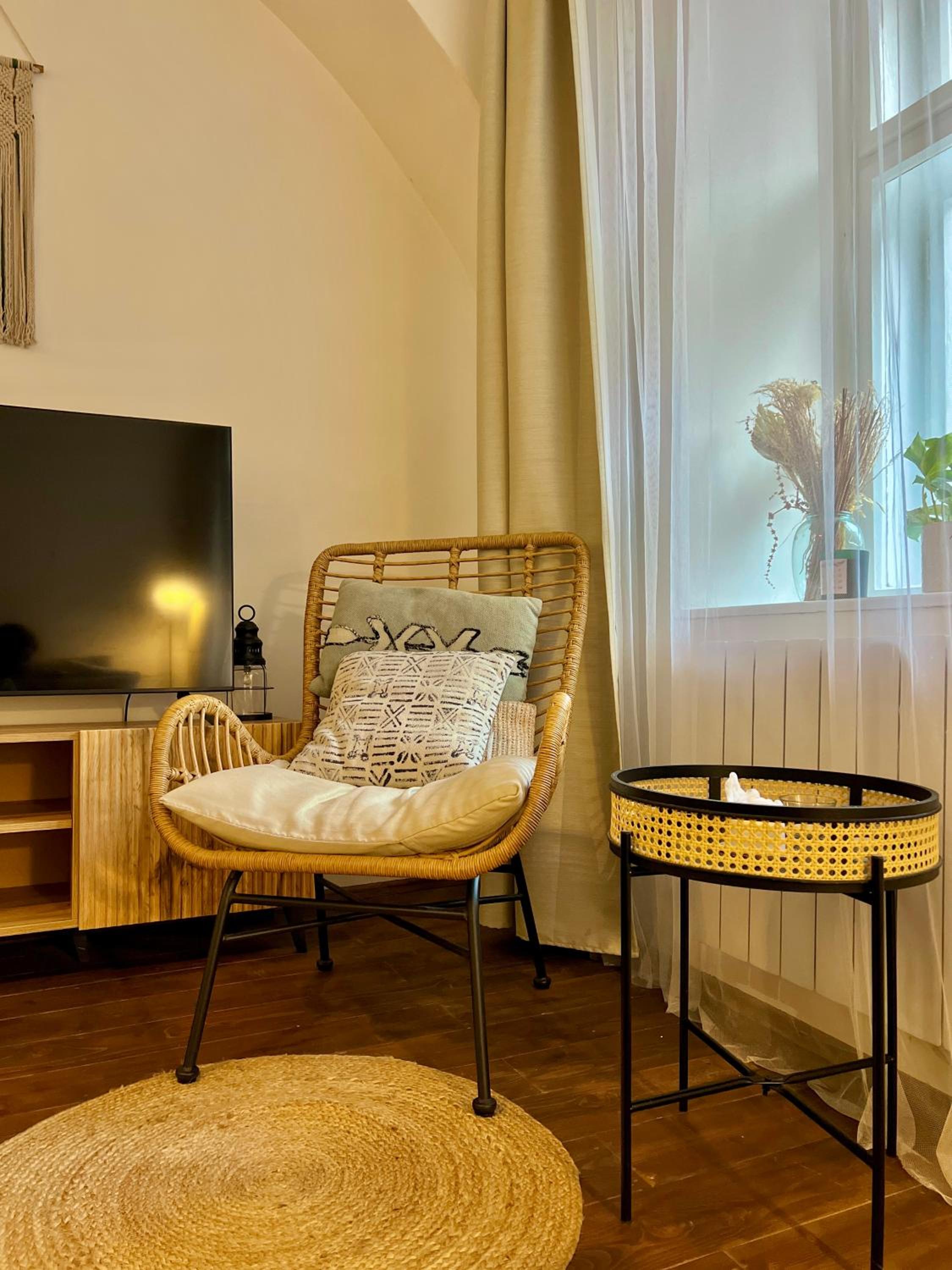 Design Apartment in City Centre view 5