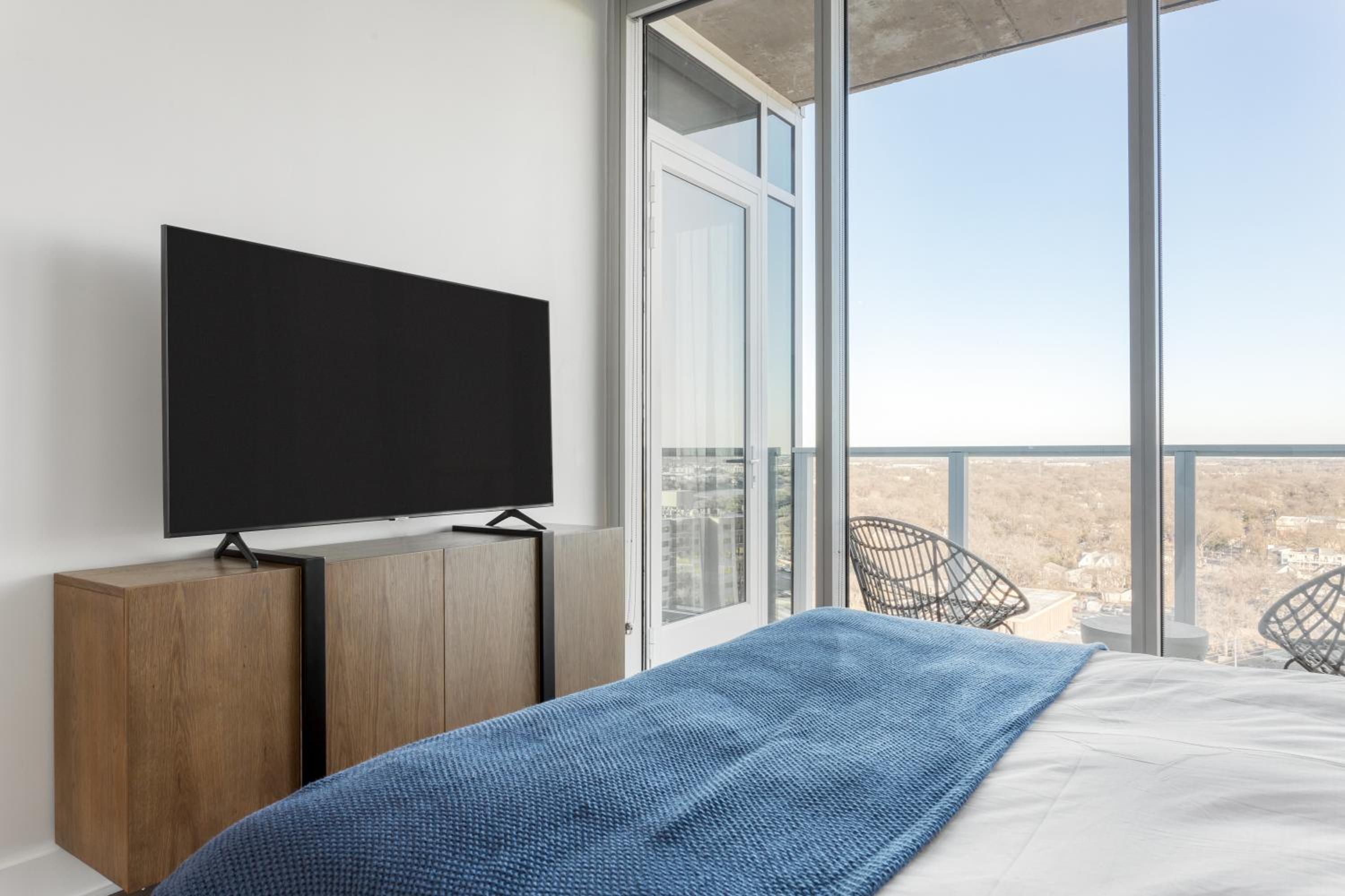 The Natiivo by AvantStay Modern High-Rise with Rooftop Pool & Skyline Views