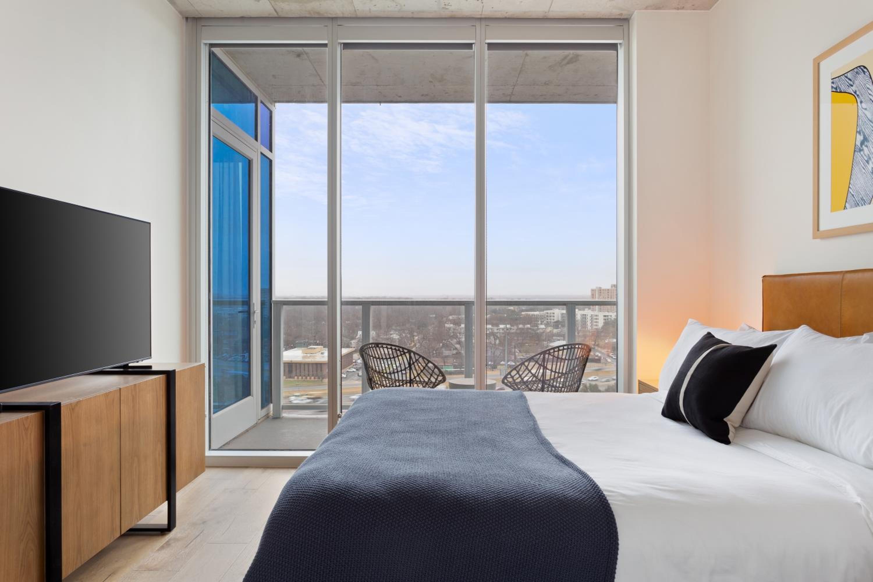 The Natiivo by AvantStay Modern High-Rise with Rooftop Pool & Skyline Views