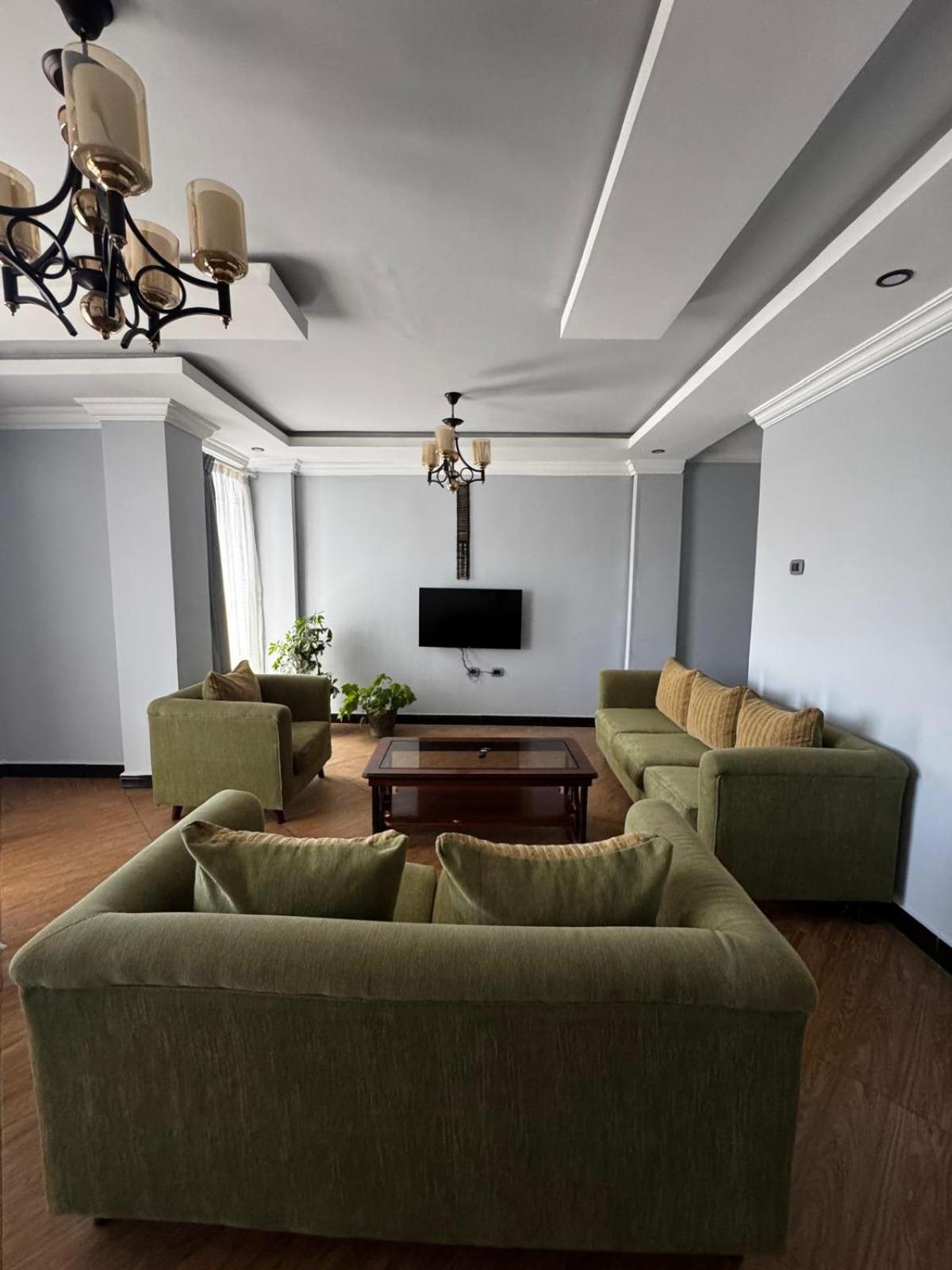 Family apartment Prime location and easy access 1