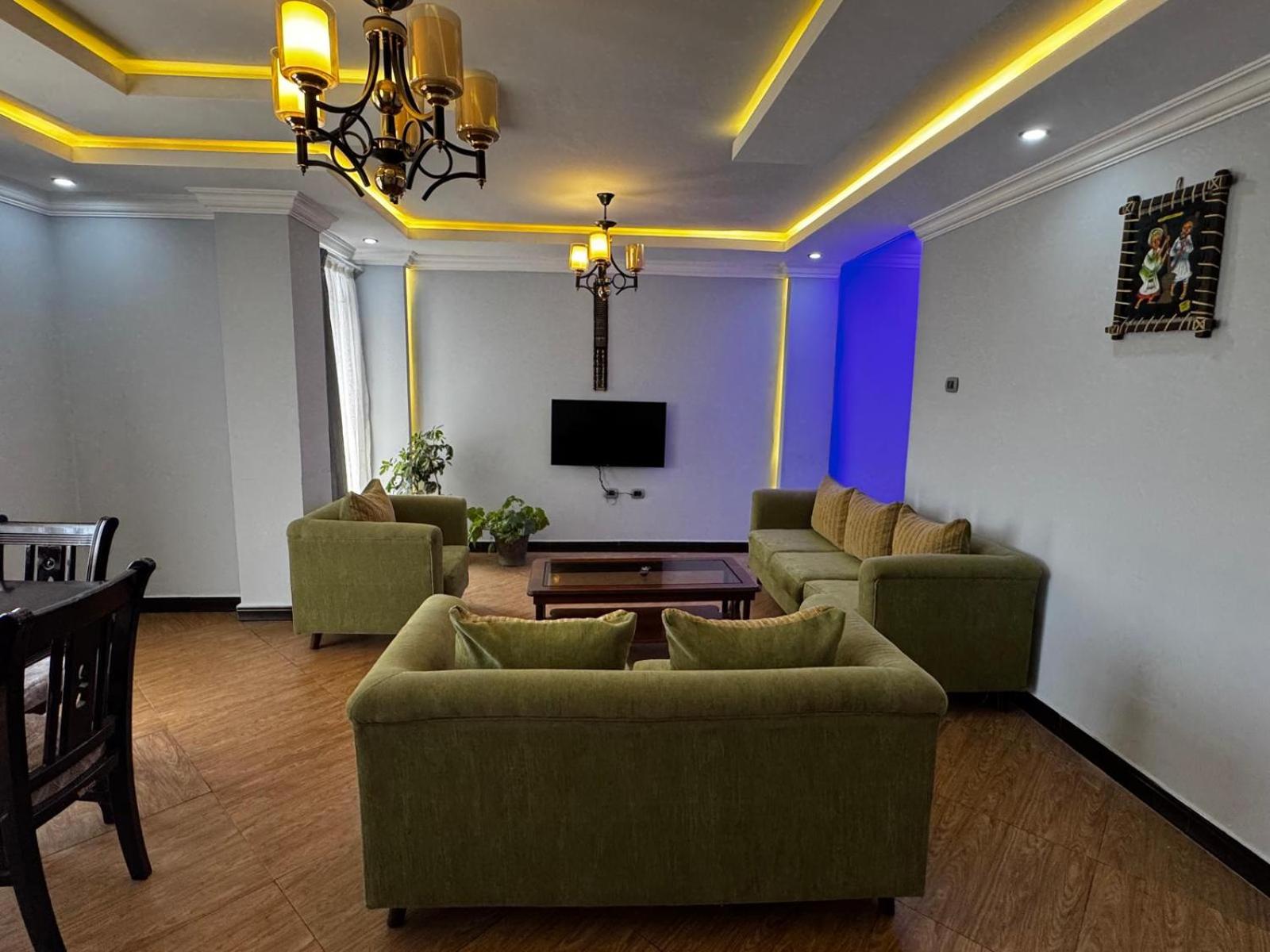 Family apartment Prime location and easy access 1